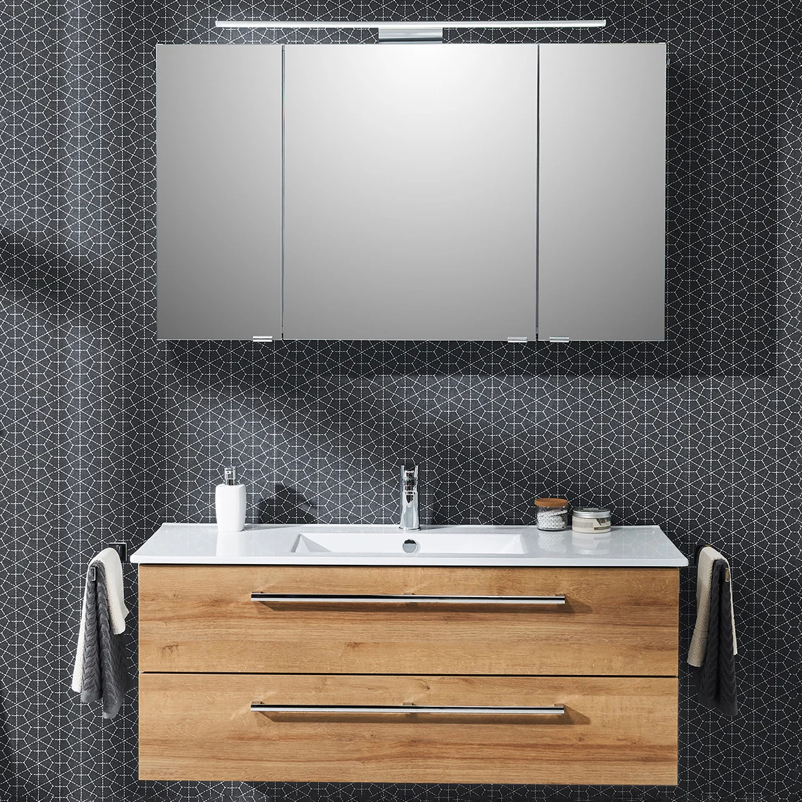 Steinkamp Life 2.0 Badmöbel Set 121 cm mit LED-Spiegelschrank