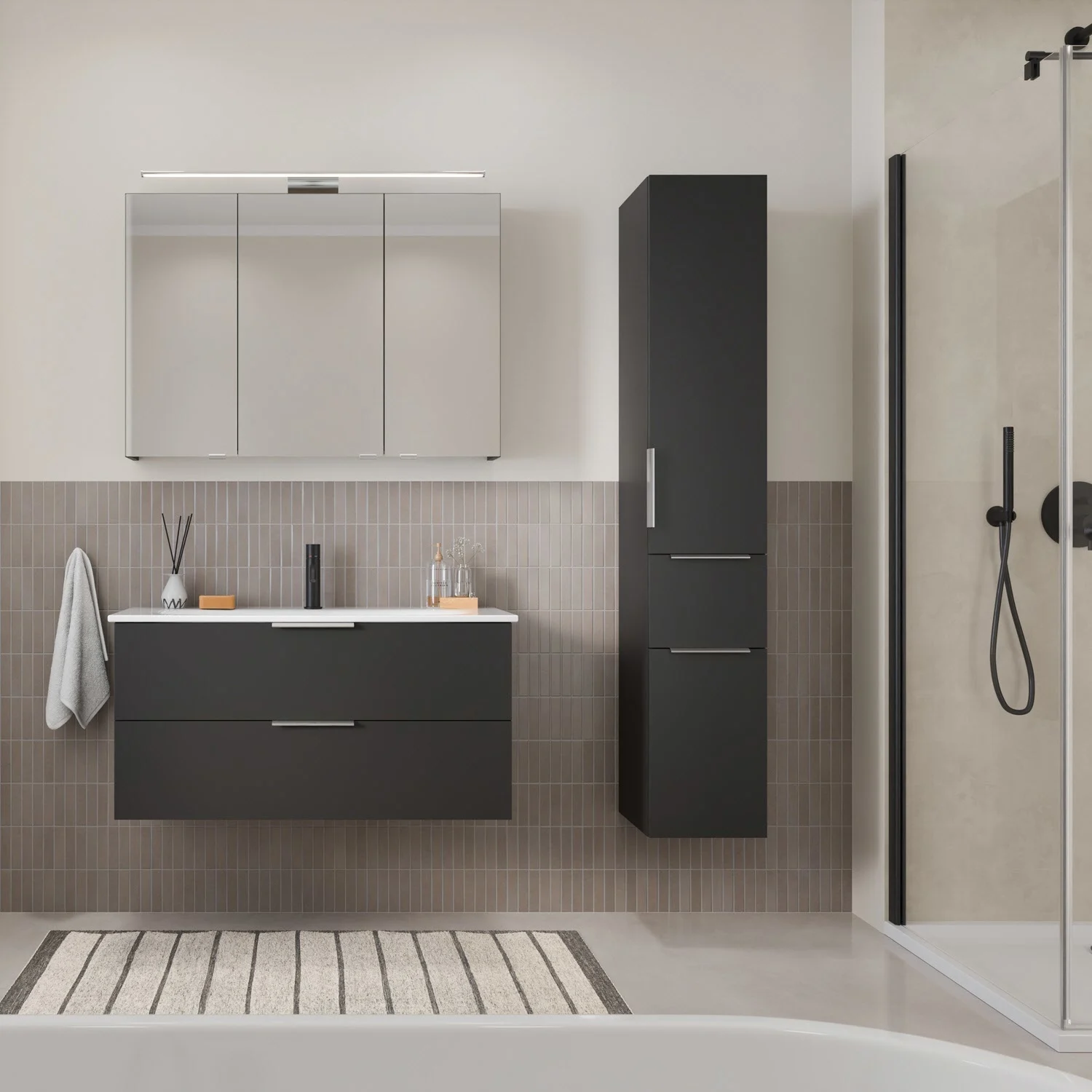 Steinkamp Living 2.0 Hochschrank 30 x 168 cm mit 2 Türen und 1 Auszug Bild 3