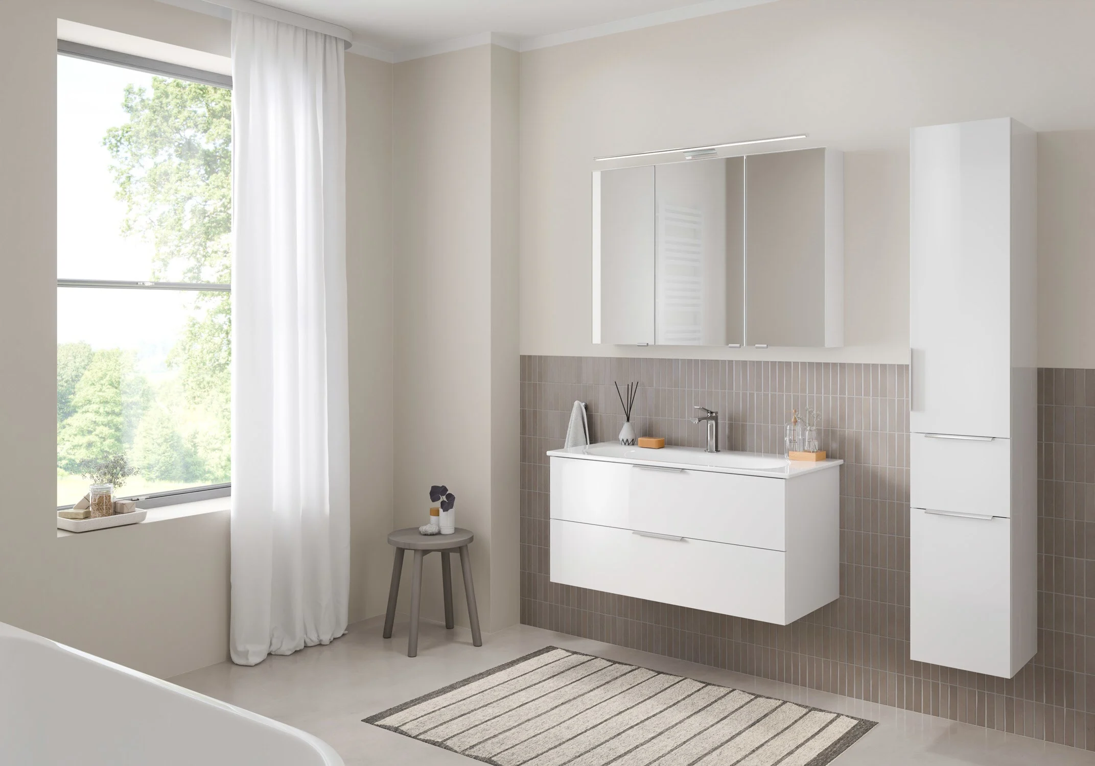 Steinkamp Living 2.0 Hochschrank 30 x 168 cm mit 2 Türen und 1 Auszug Bild 5