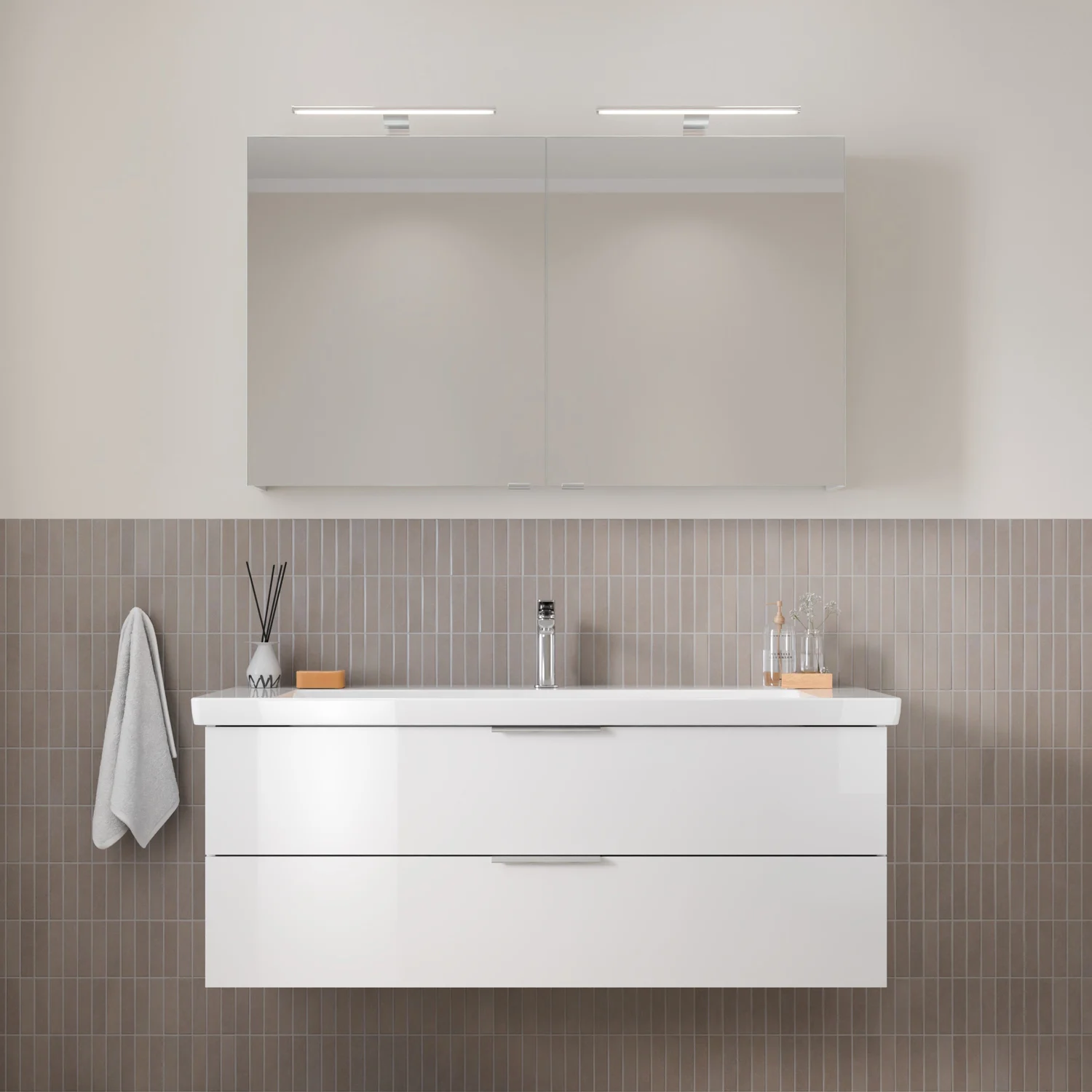 Steinkamp Living 2.0 Spiegelschrank 120 cm mit 2 Türen und LED-Aufsatzleuchten Bild 5