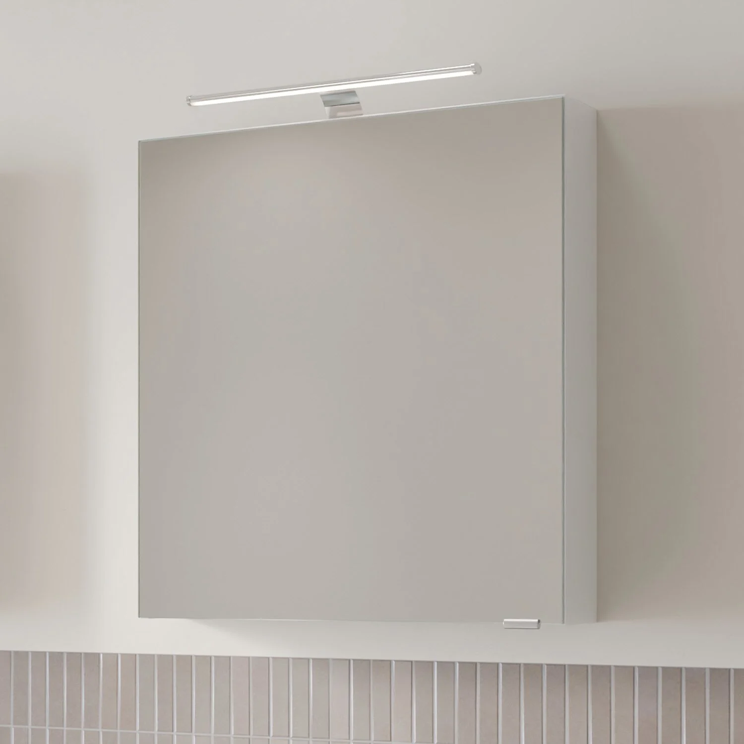 Steinkamp Living 2.0 Spiegelschrank 60 cm mit 1 Tür und LED-Aufsatzleuchte