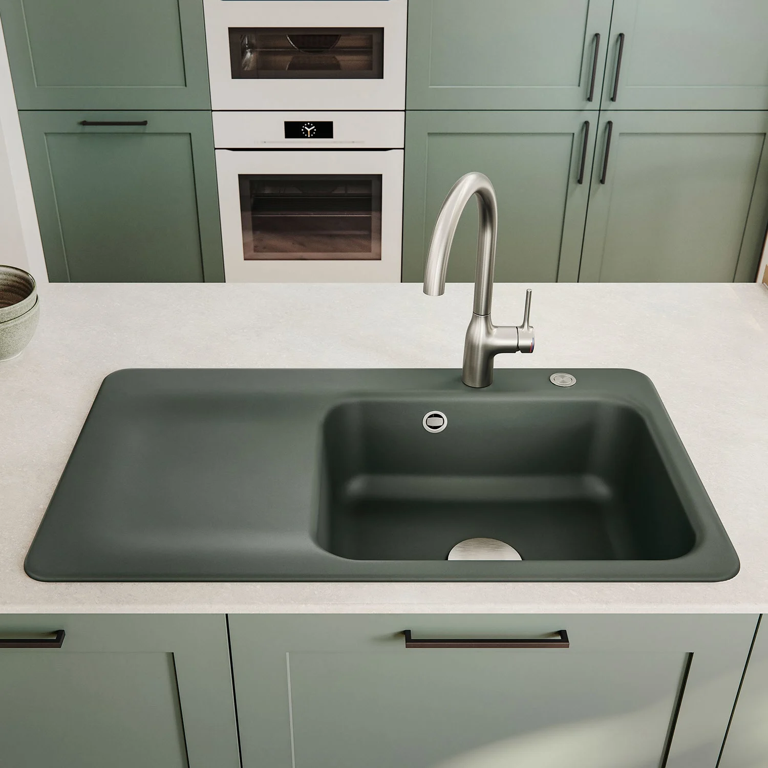 Zlewozmywak ceramiczny zainstalowany w nowoczesnej kuchni, Systemceram