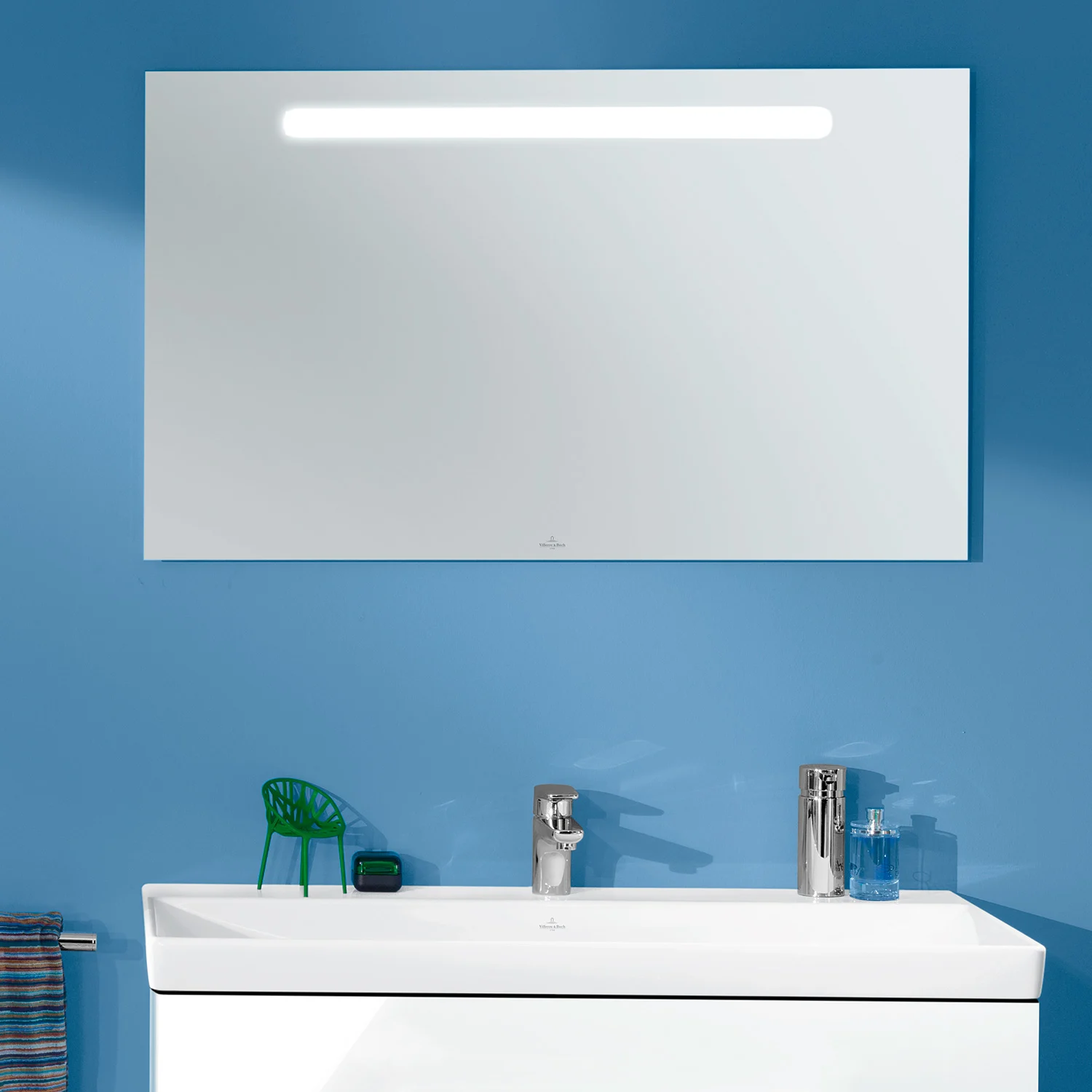 Villeroy & Boch Badspiegel More To See One LED Spiegel 100 x 60 cm mit stilvoller Beleuchtung
