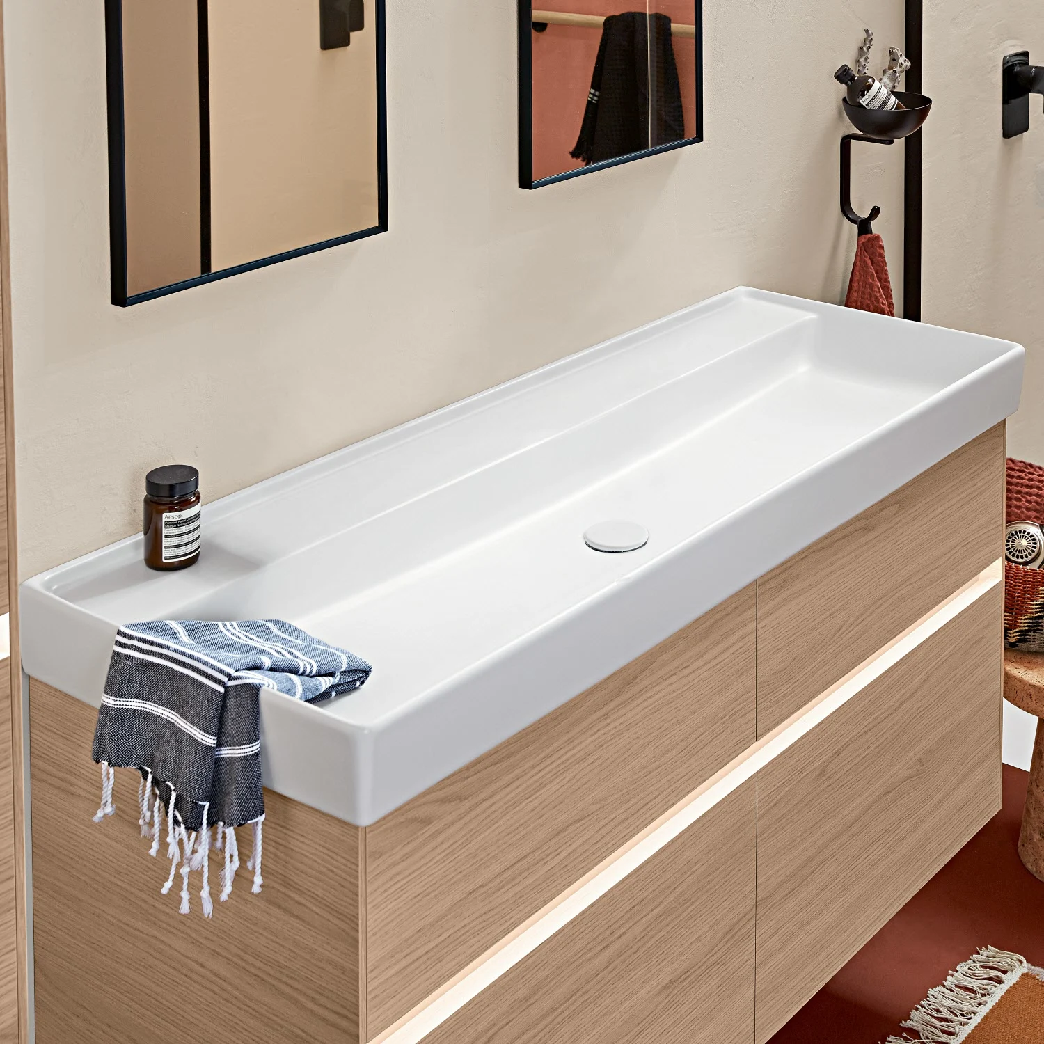 Villeroy & Boch Collaro Schrankwaschtisch 120 cm ohne Überlauf, ohne Hahnloch