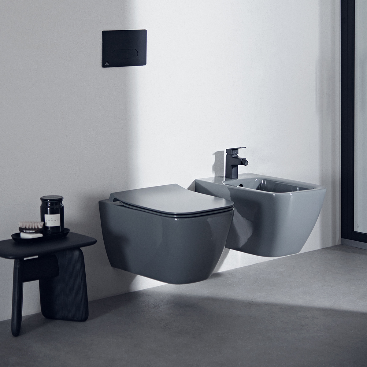 Ideal Standard i.life B Glossy Grey