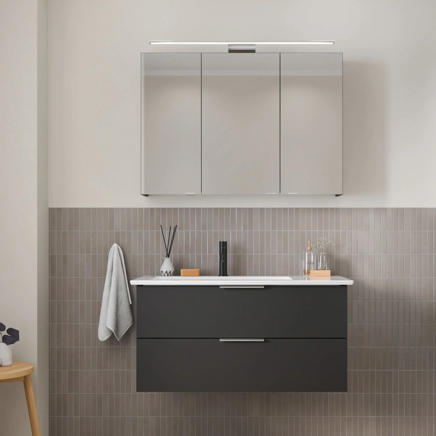 Steinkamp Living 2.0 / Villeroy & Boch Venticello CeramicPlus Badmöbel Set 100 cm mit Spiegelschrank