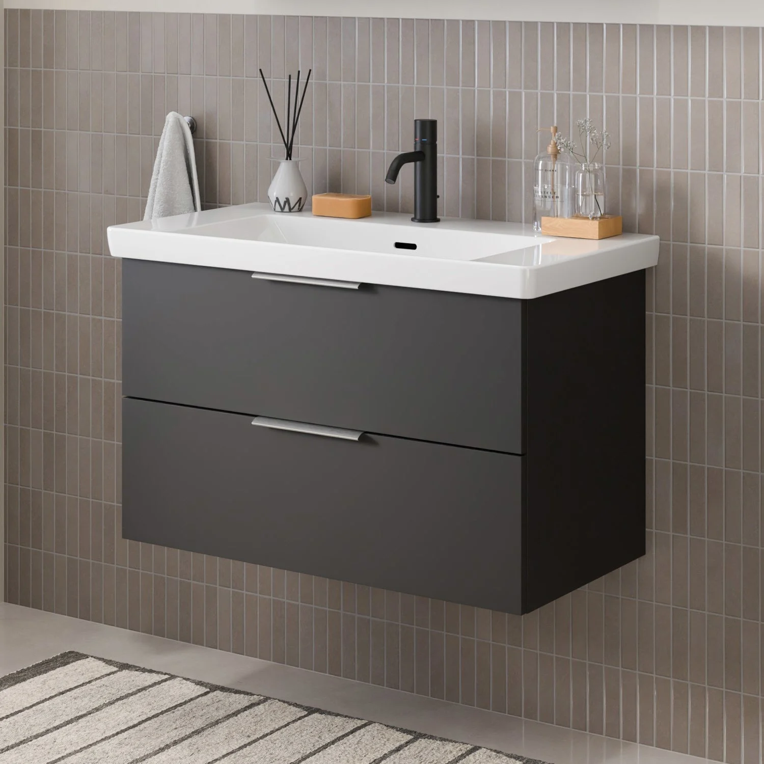 Steinkamp Living 2.0 Waschtischunterschrank 75 cm mit Villeroy & Boch Subway 3.0 Waschtisch 80 cm mit Überlauf