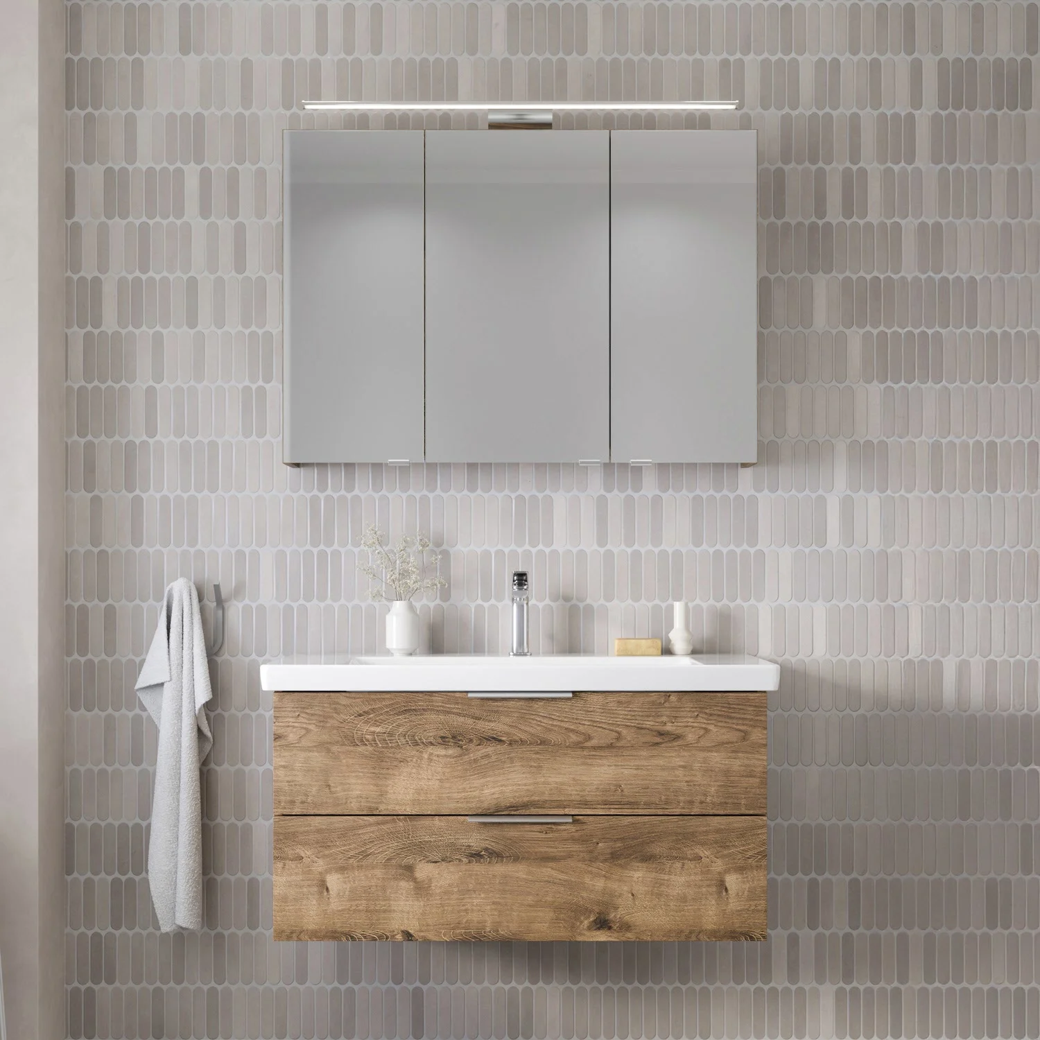 Steinkamp Living 2.0 / Villeroy & Boch Subway 3.0 Badmöbel Set 100 cm mit Spiegelschrank