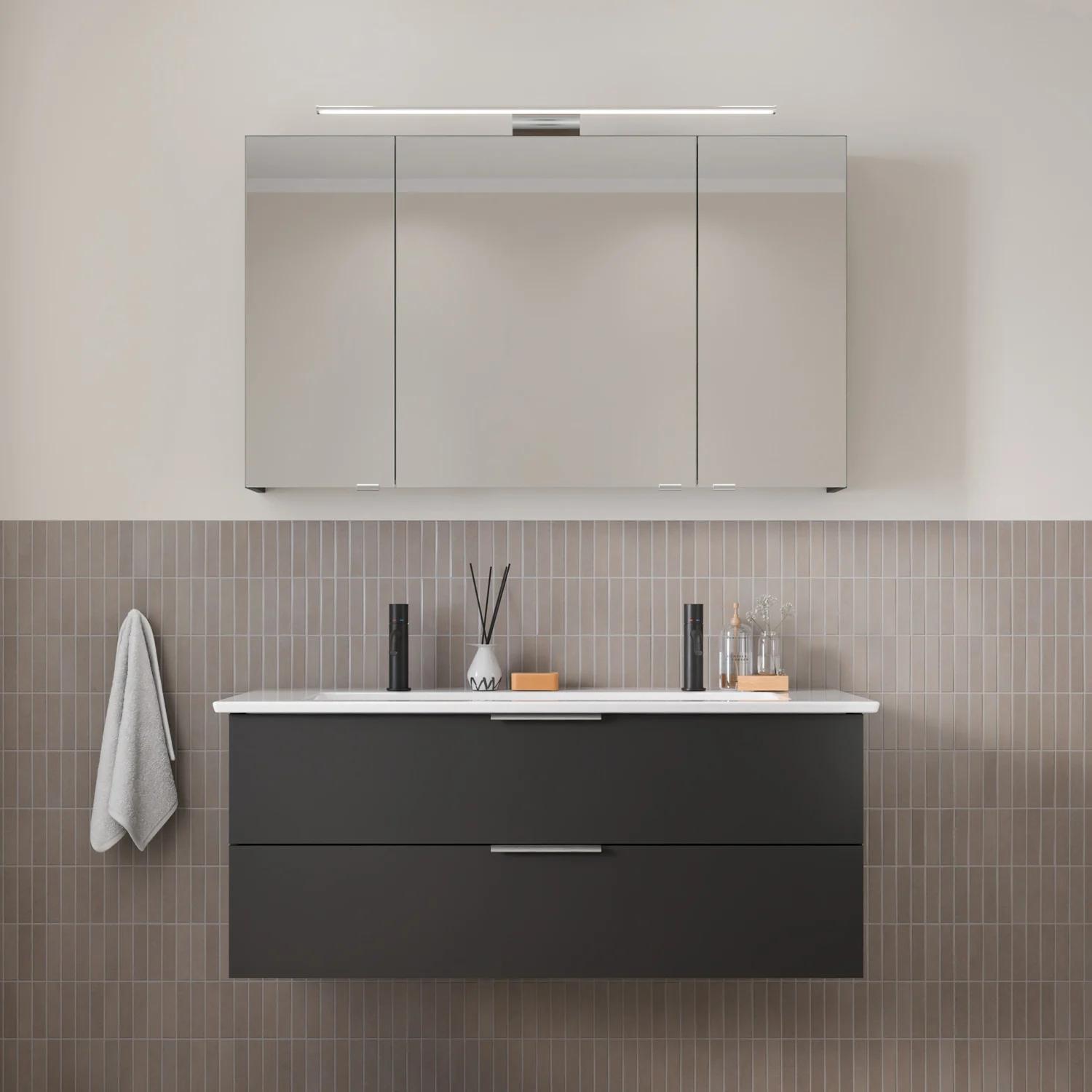 Steinkamp Living 2.0 / Villeroy & Boch Venticello CeramicPlus Badmöbel Set 120 cm mit Spiegelschrank, 3 Drehtüren