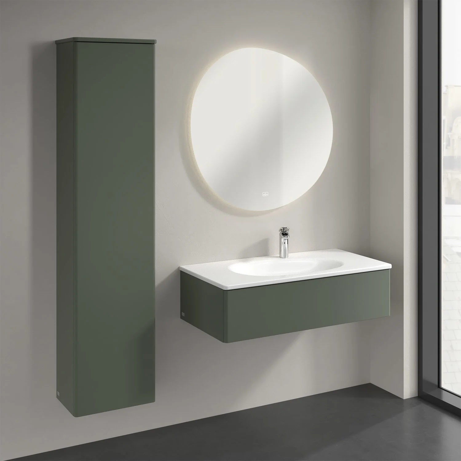 Zielone meble łazienkowe z okrągłym lustrem, Villeroy & Boch