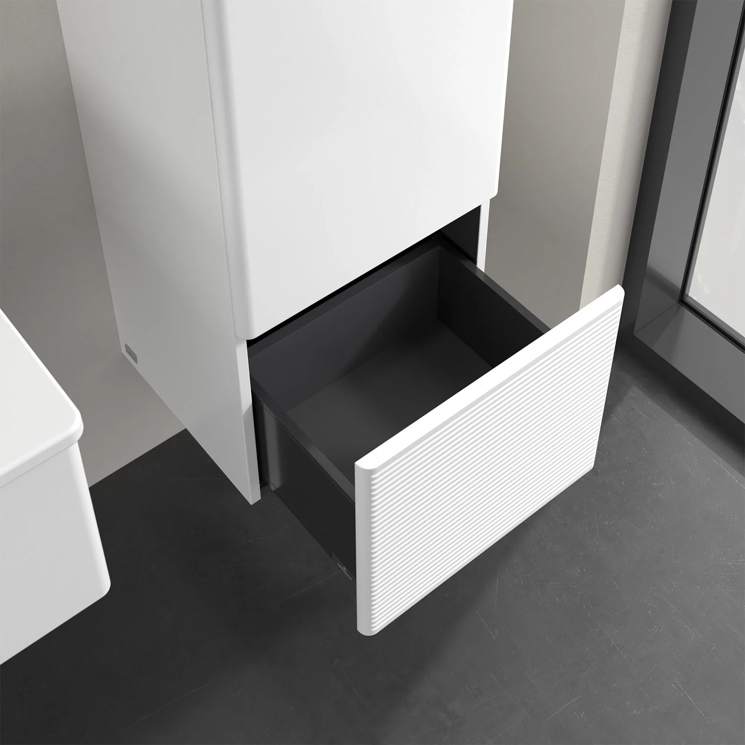 Zbliżenie otwartej szafki z szufladami w łazience, Villeroy & Boch