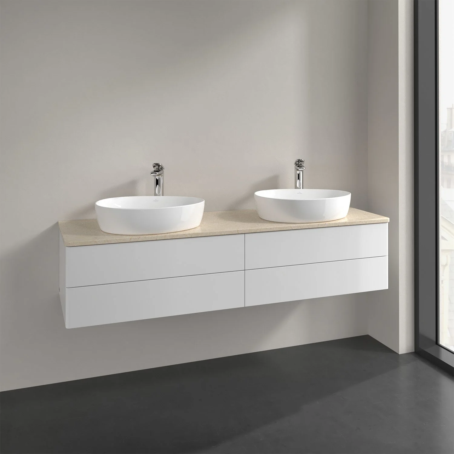 Biała podwójna umywalka z beżowym blatem w łazience, Villeroy & Boch