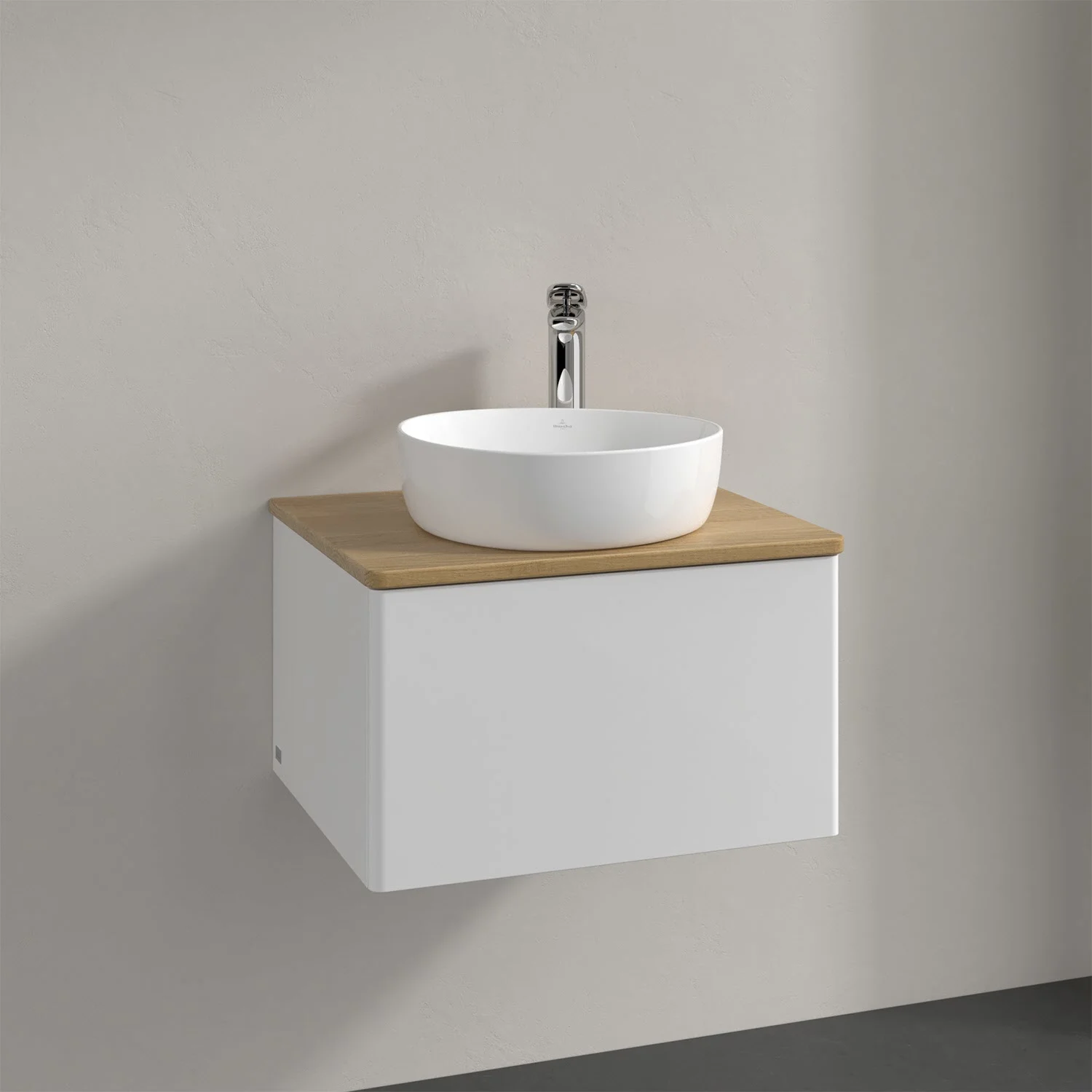 Umywalka z białą szafką i drewnianym blatem, Villeroy & Boch