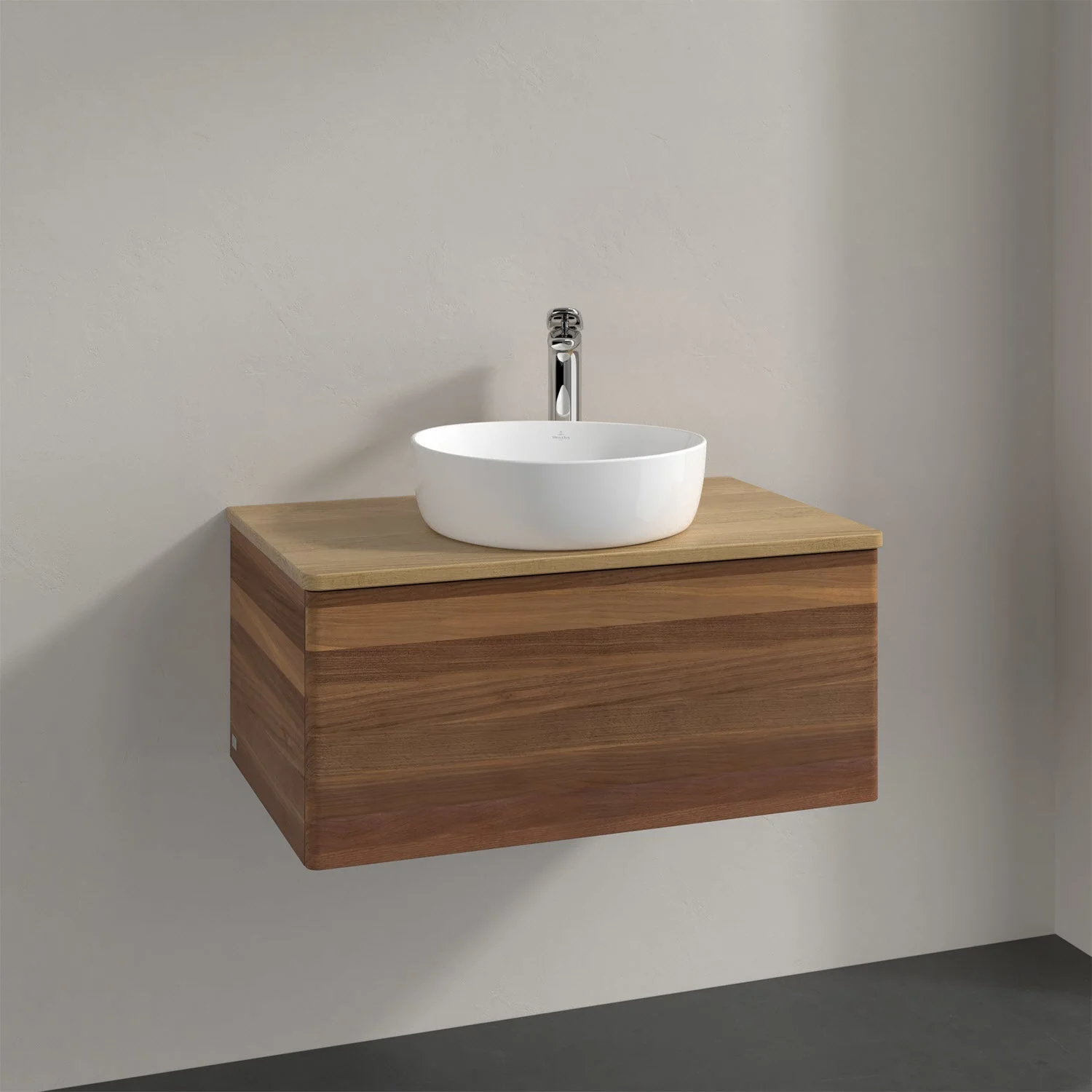 Drewniana umywalka z białą umywalką zbliżenie, Villeroy & Boch