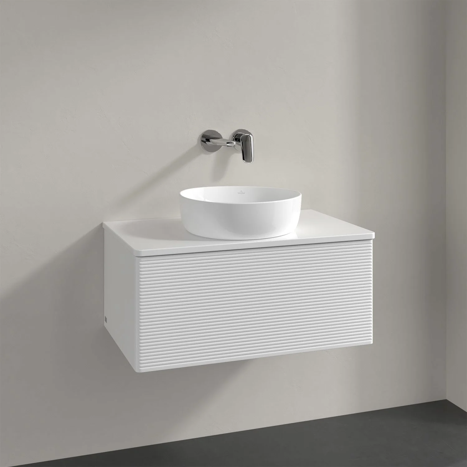 Umywalka z białą powierzchnią i białą umywalką, Villeroy & Boch