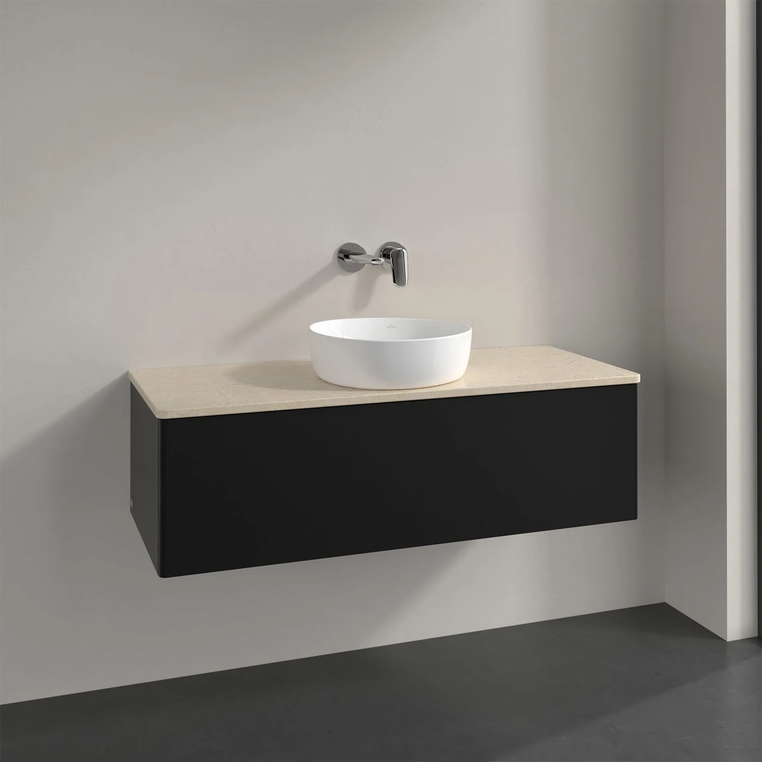 Czarne meble łazienkowe z białą umywalką na ścianie, Villeroy & Boch