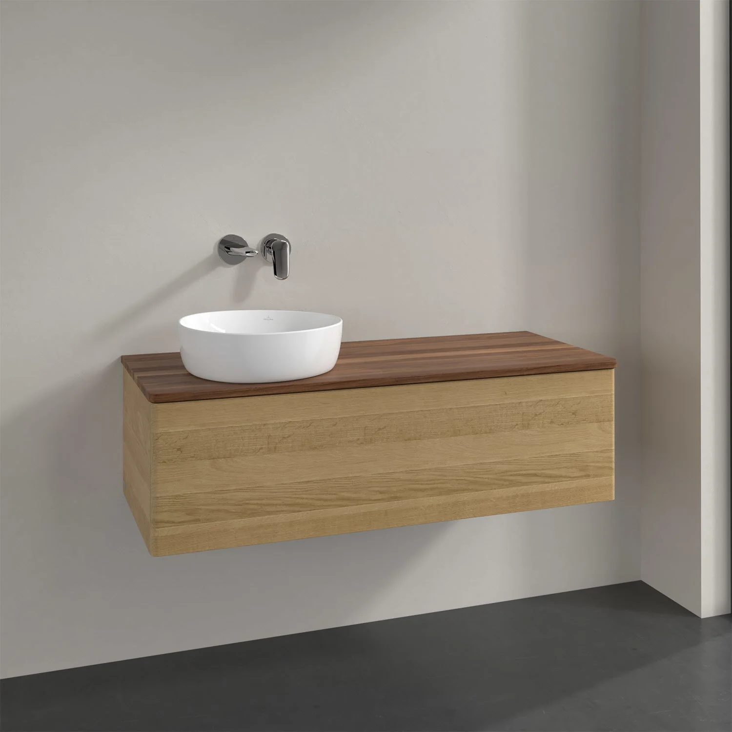 Drewniana szafka łazienkowa z drewnianym blatem i białą umywalką, Villeroy & Boch