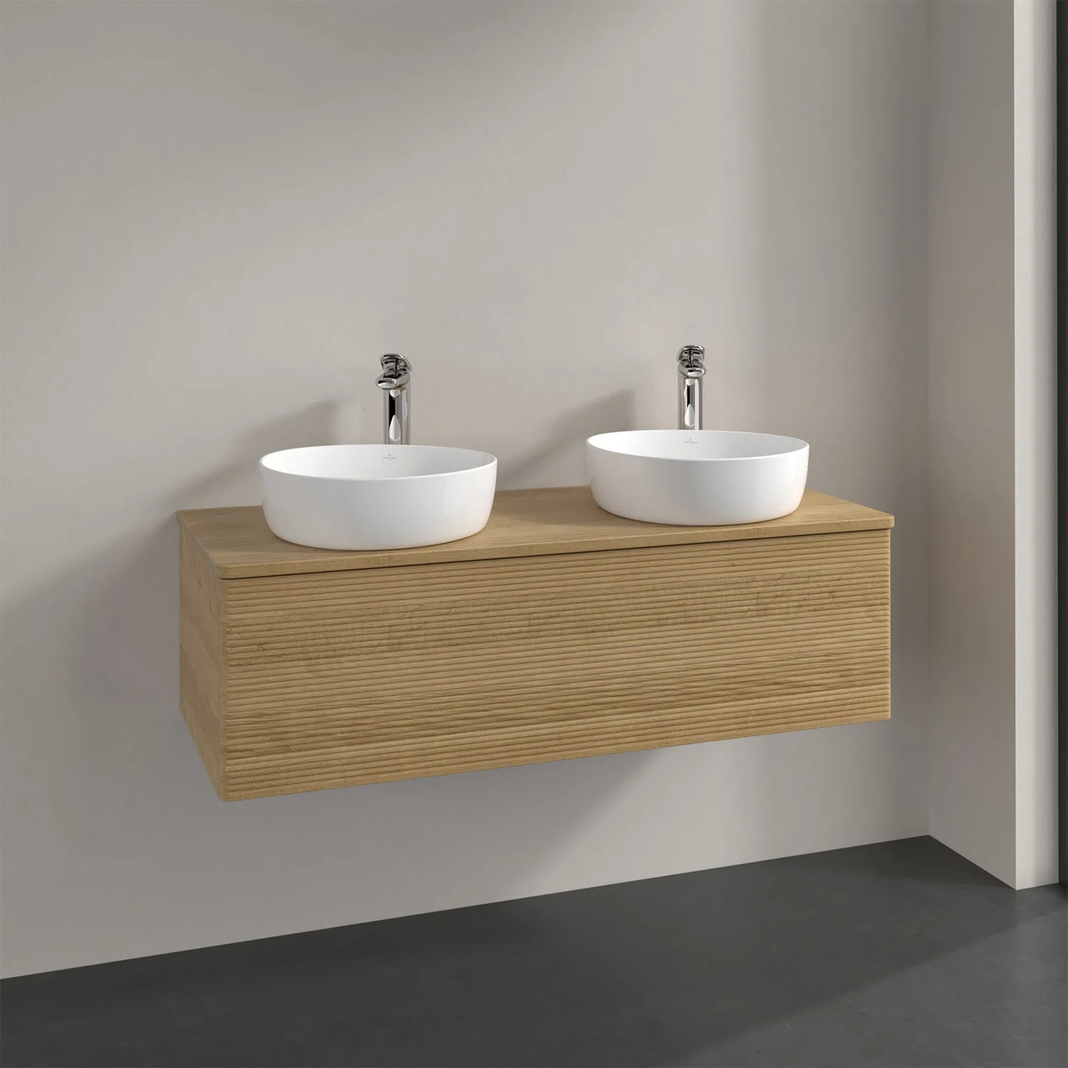 Podwójna umywalka z naturalnym drewnianym blatem zbliżenie, Villeroy & Boch