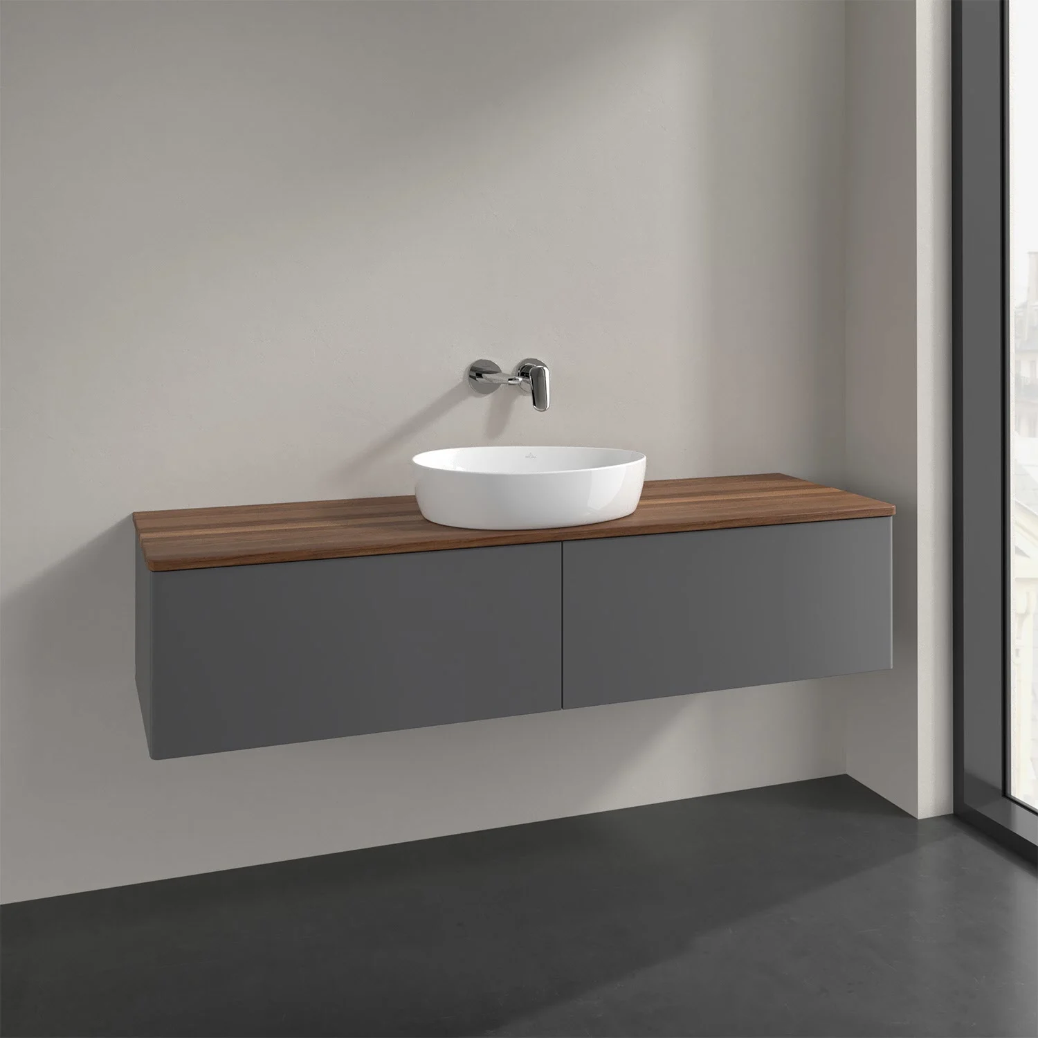 Umywalka z drewnianym blatem w nowoczesnej łazience, Villeroy & Boch