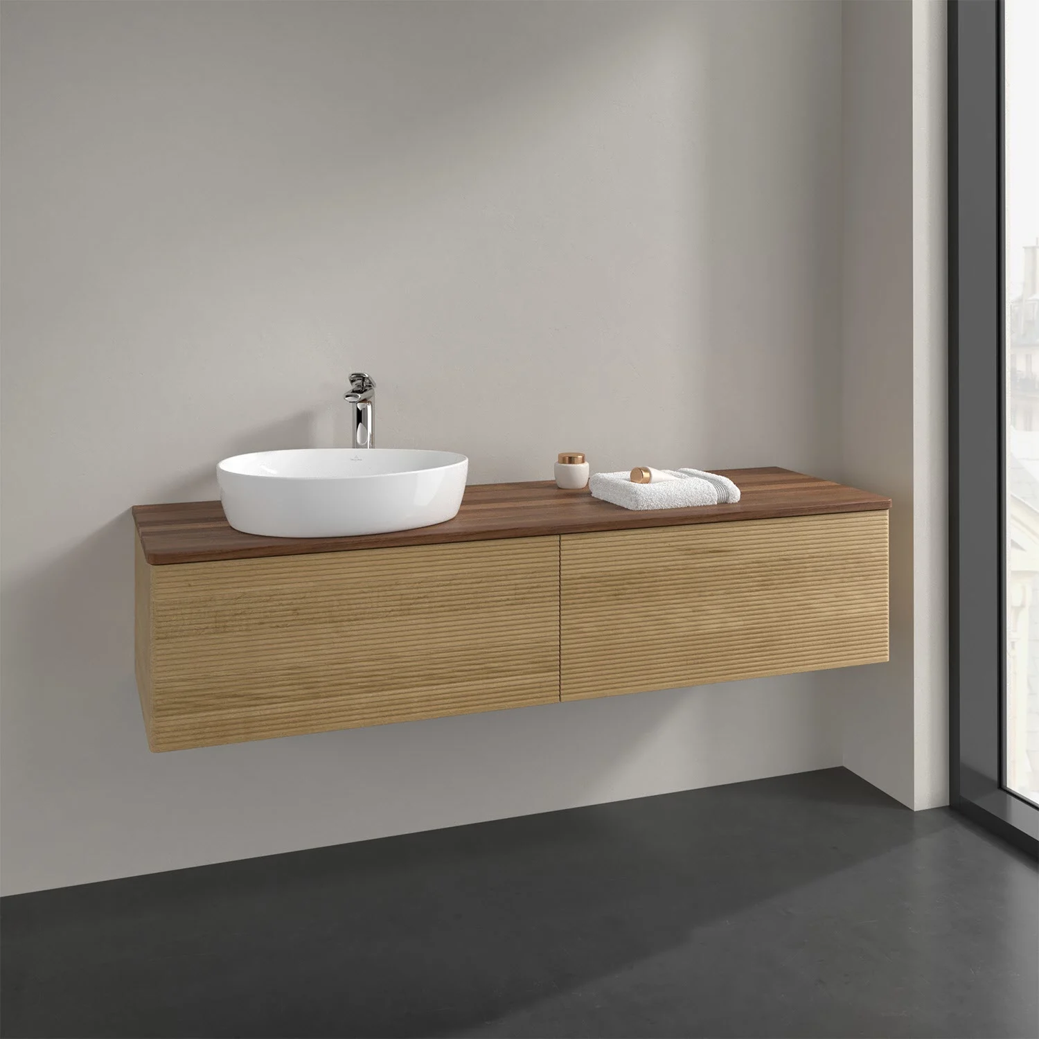 Umywalka z drewnianą szafką w nowoczesnej łazience, Villeroy & Boch