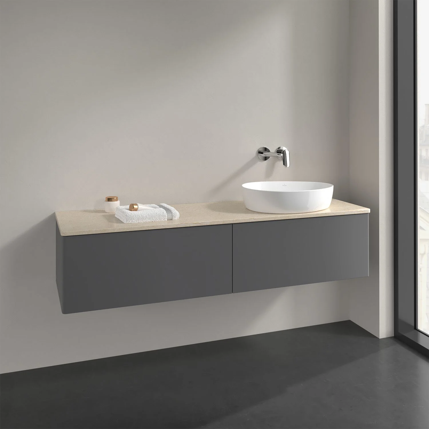 Szare meble łazienkowe z umywalką w nowoczesnej łazience, Villeroy & Boch