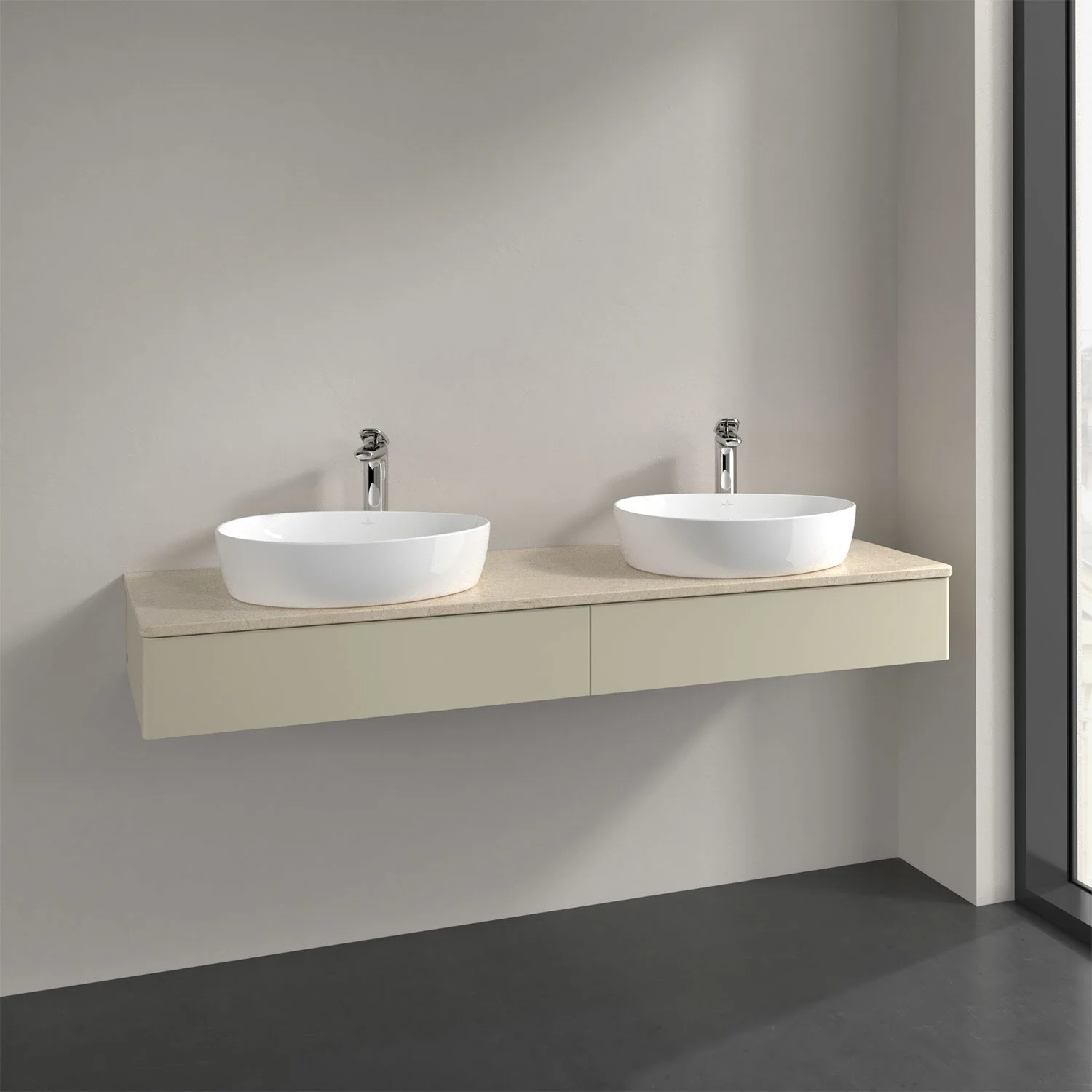 Jasna podwójna umywalka w łazience, Villeroy & Boch