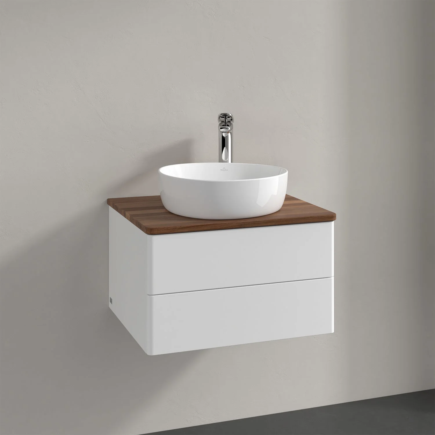 Umywalka z białą szafką i ciemnym drewnem, Villeroy & Boch