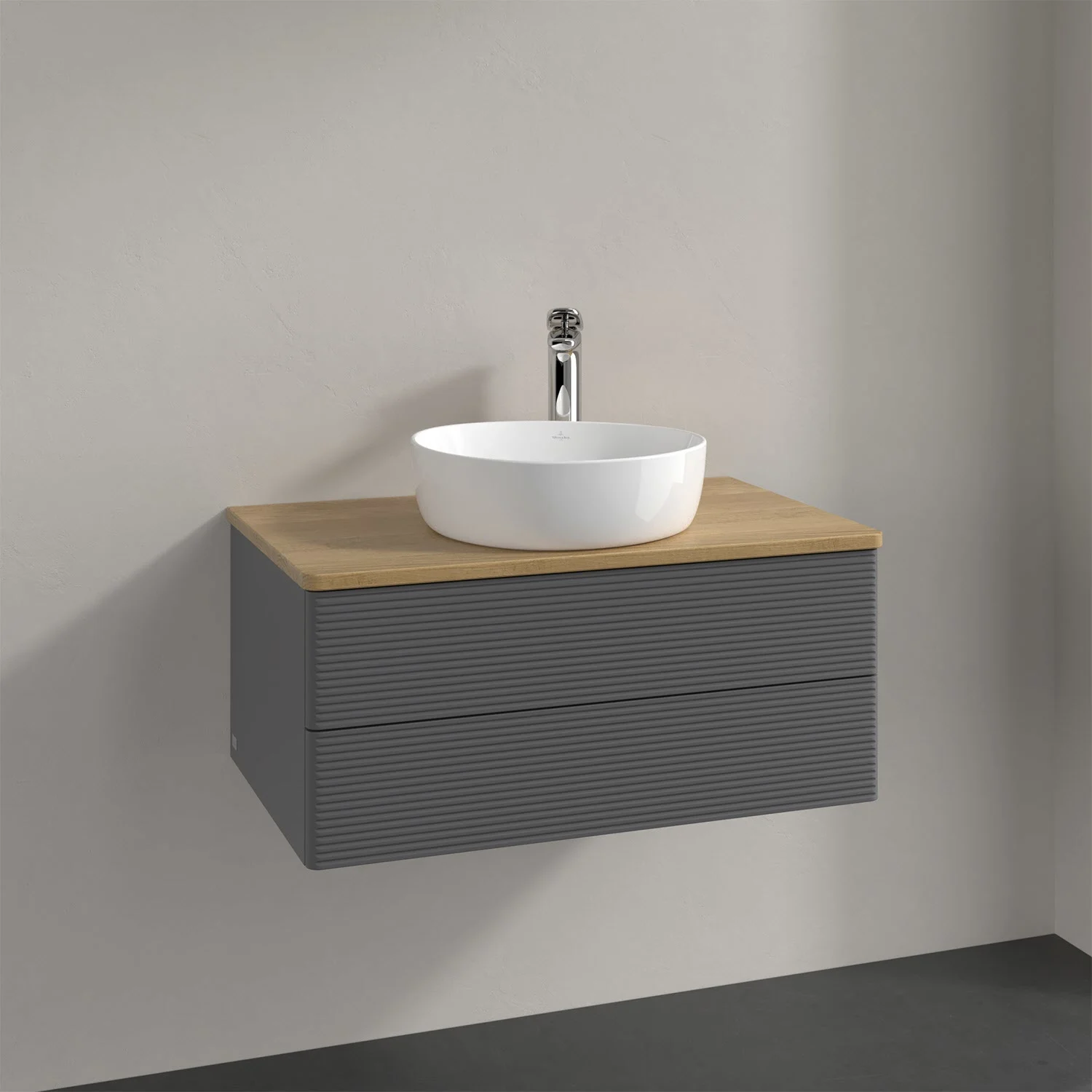 Umywalka z drewnianym blatem i szarą szafką, Villeroy & Boch