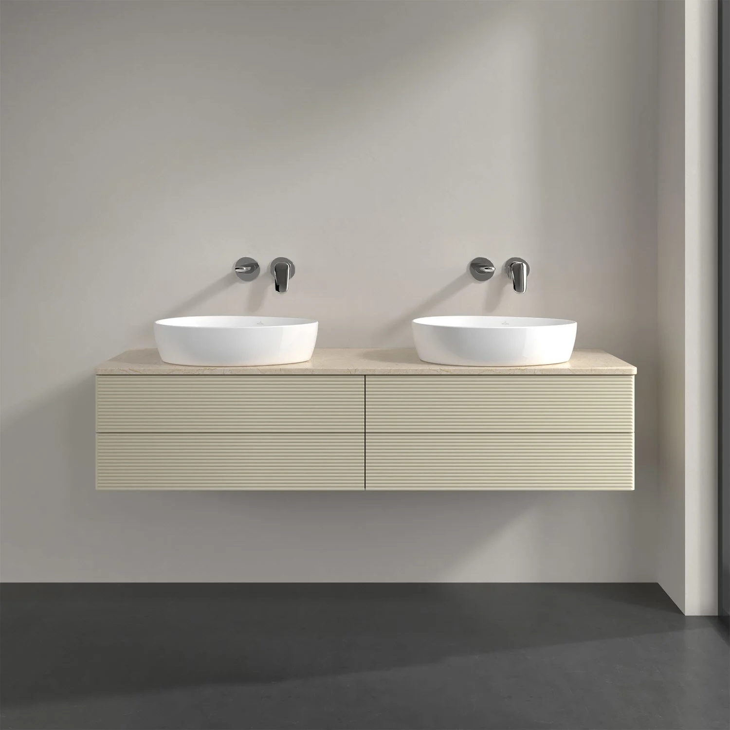 Podwójna umywalka z jasną szafką w łazience, Villeroy & Boch