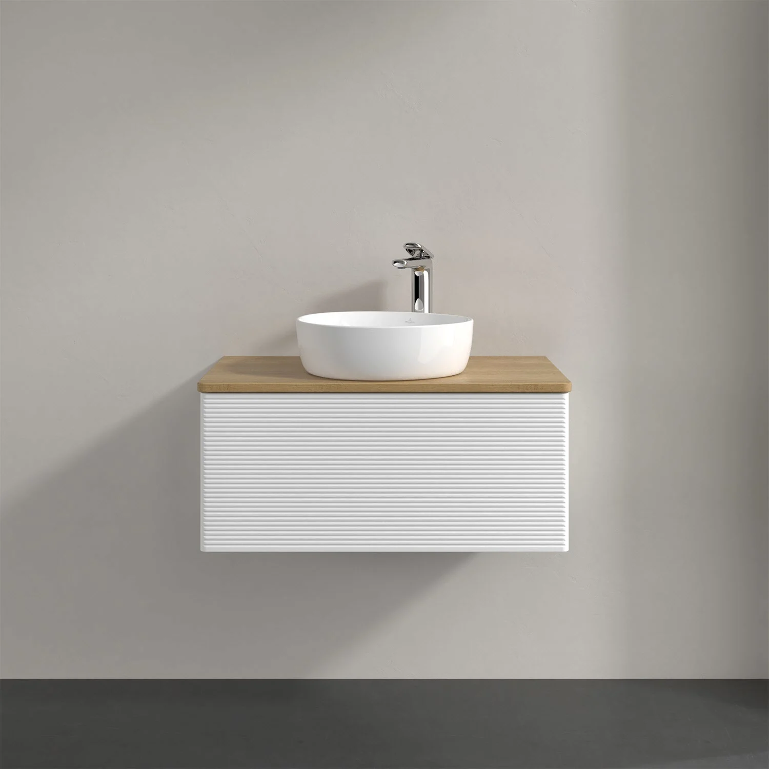 Umywalka z jasną powierzchnią i białą umywalką, Villeroy & Boch