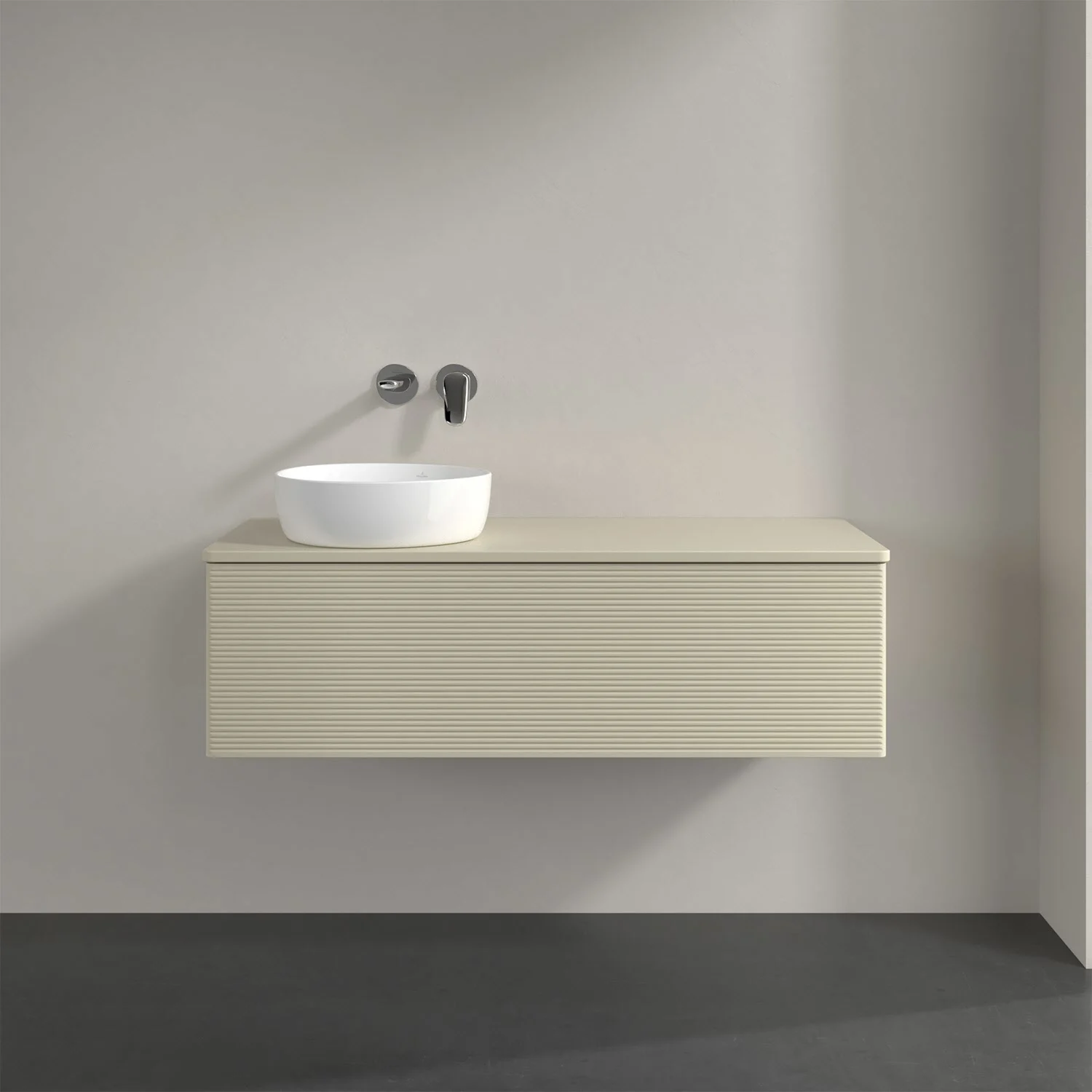 Umywalka z kremową szafką w łazience, Villeroy & Boch