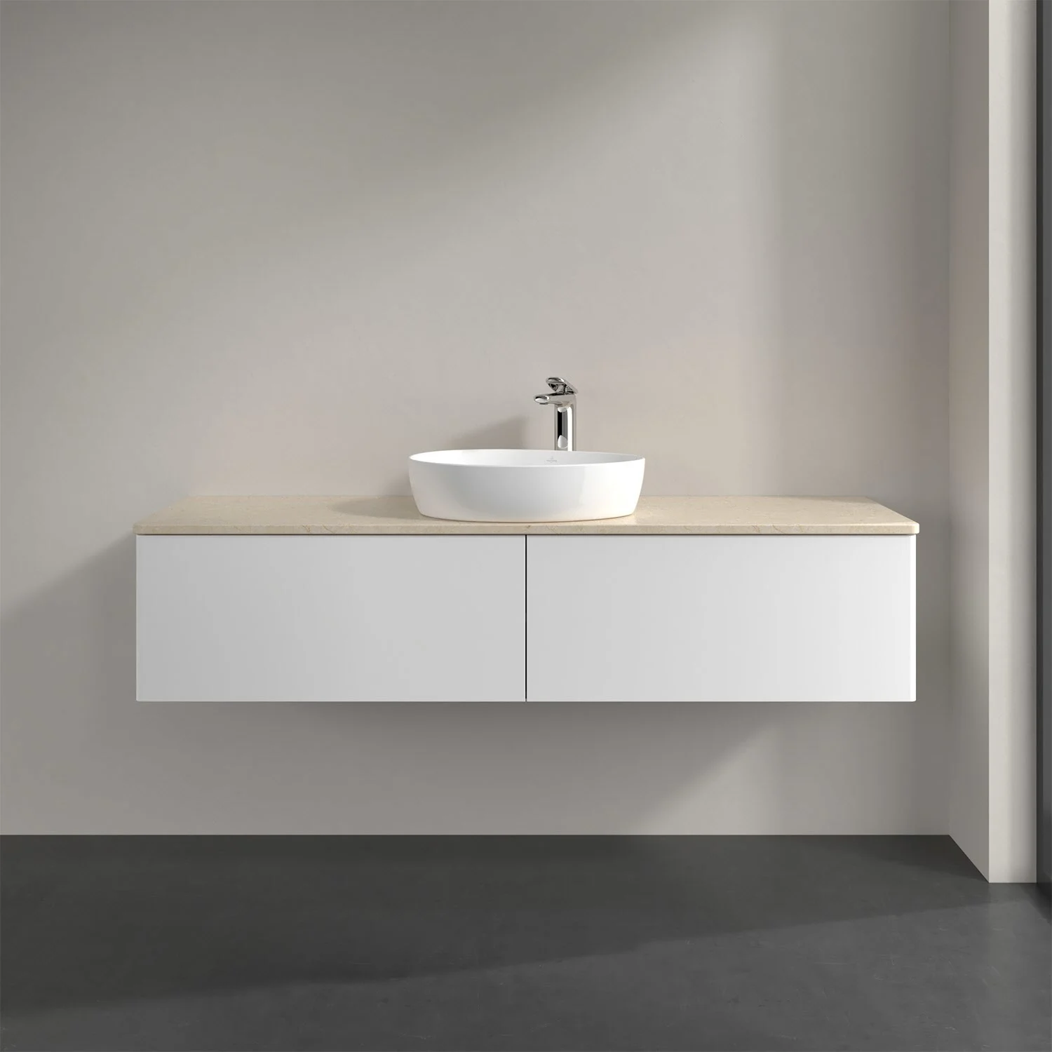Biała umywalka z baterią ścienną w łazience, Villeroy & Boch