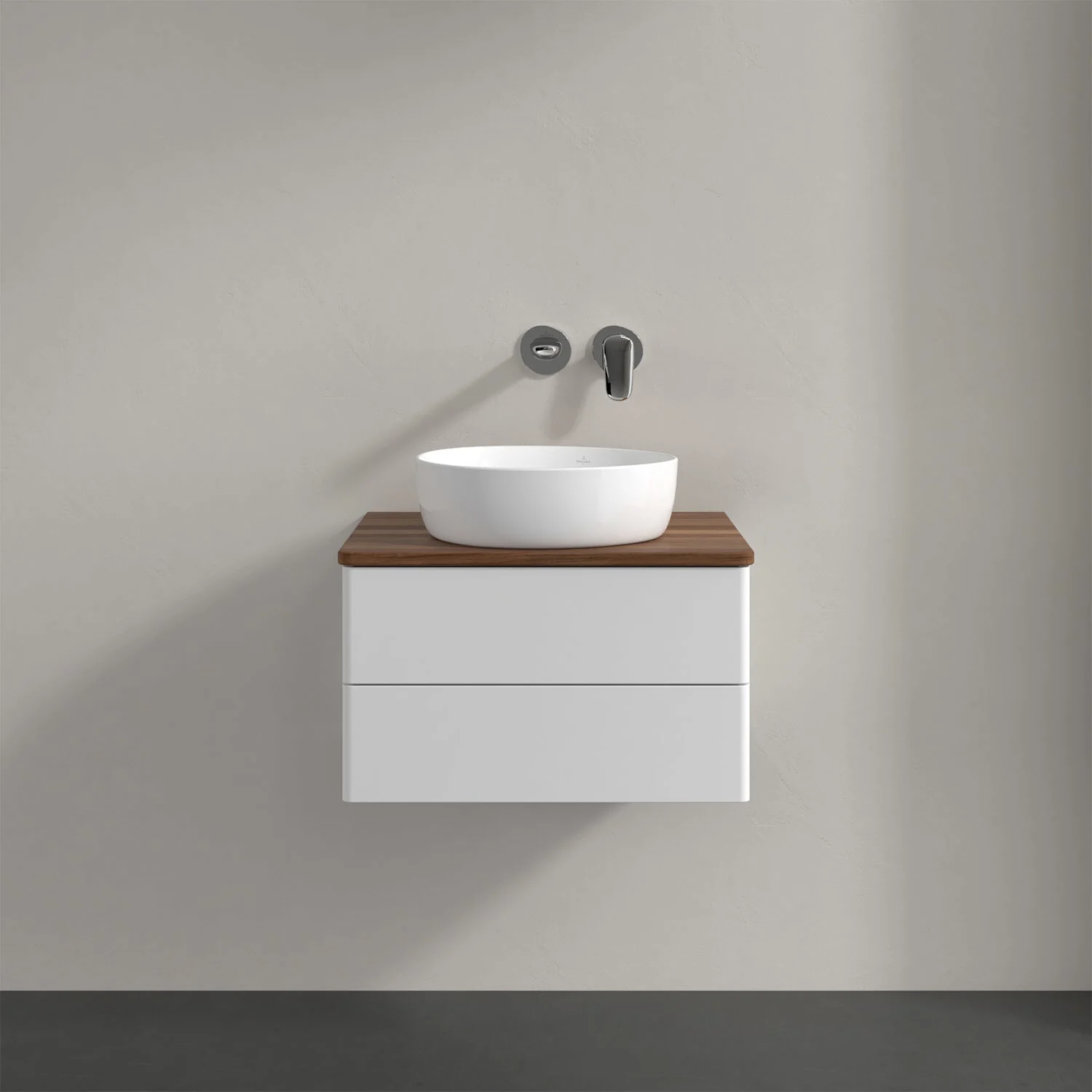 Umywalka z drewnianym blatem i białą umywalką, Villeroy & Boch