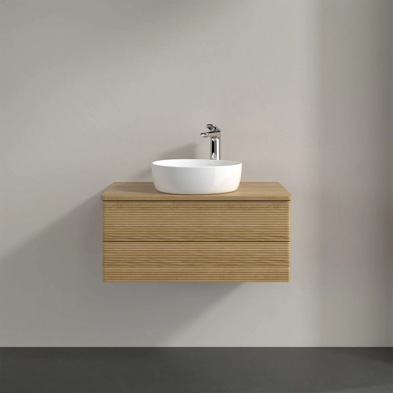 Umywalka z drewnianym wyglądem i białą umywalką, Villeroy & Boch