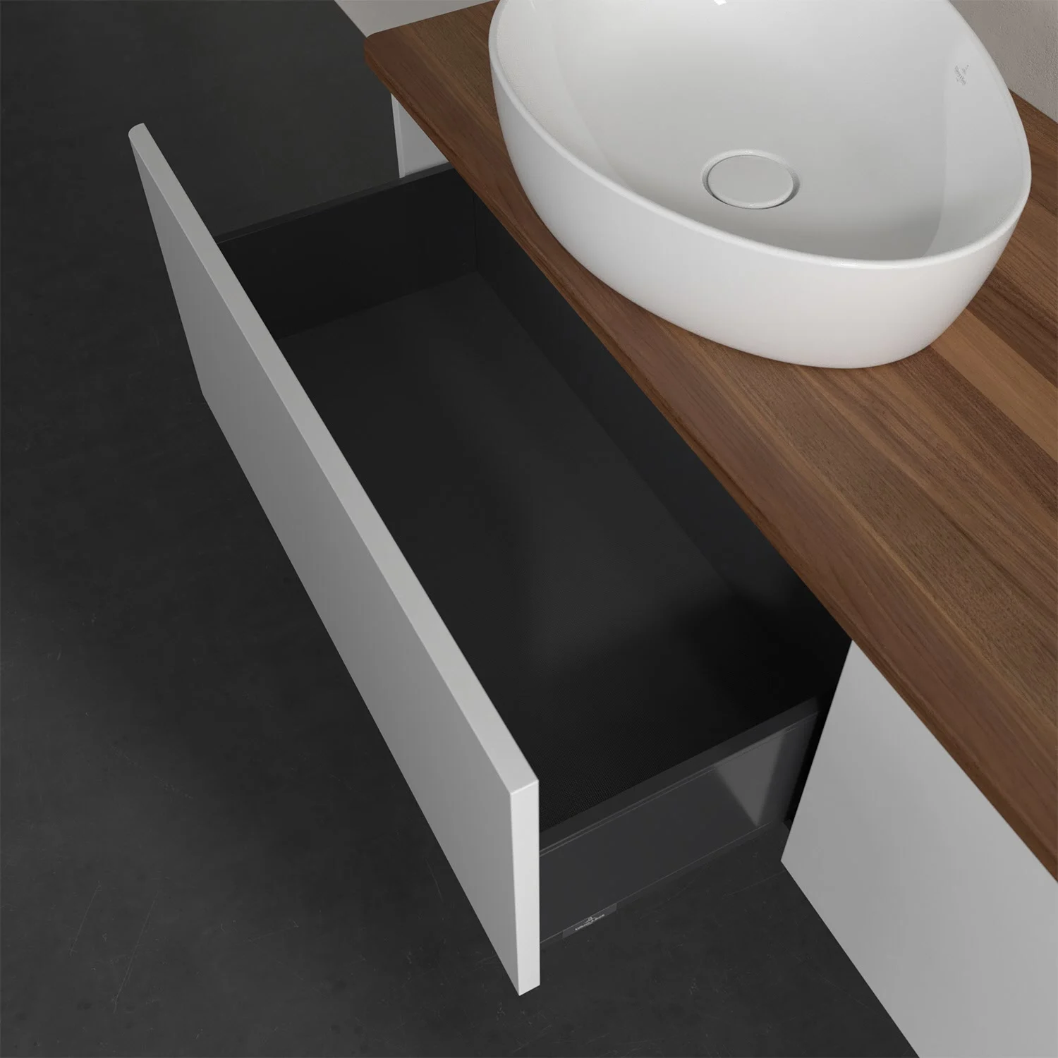 Otwarta szuflada pod umywalką z drewnianym blatem, Villeroy & Boch