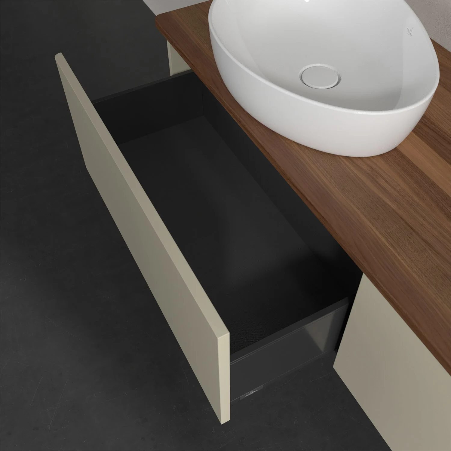 Otwarta szuflada z beżową powierzchnią w łazience, Villeroy & Boch