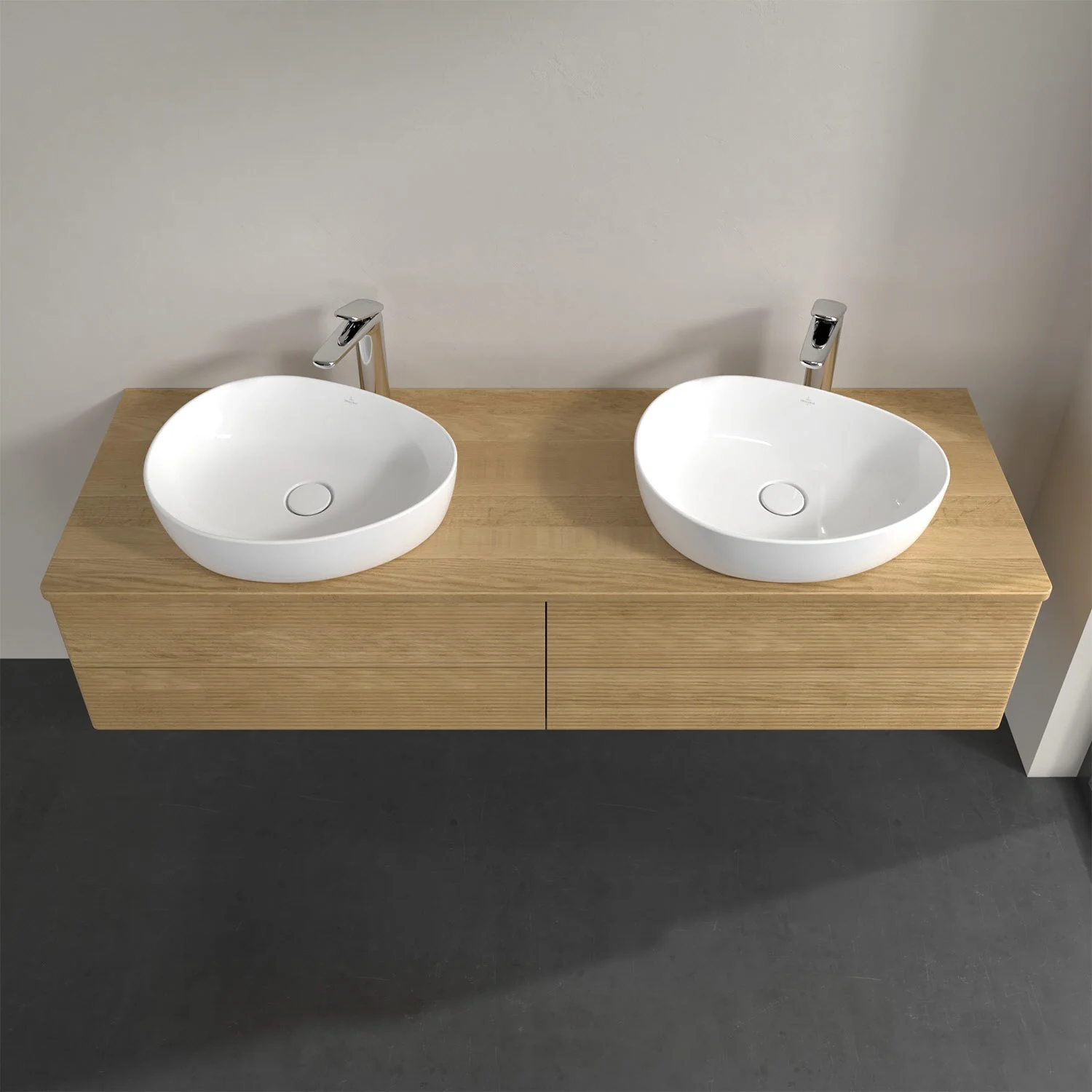 Podwójna umywalka na drewnianej szafce w zbliżeniu, Villeroy & Boch