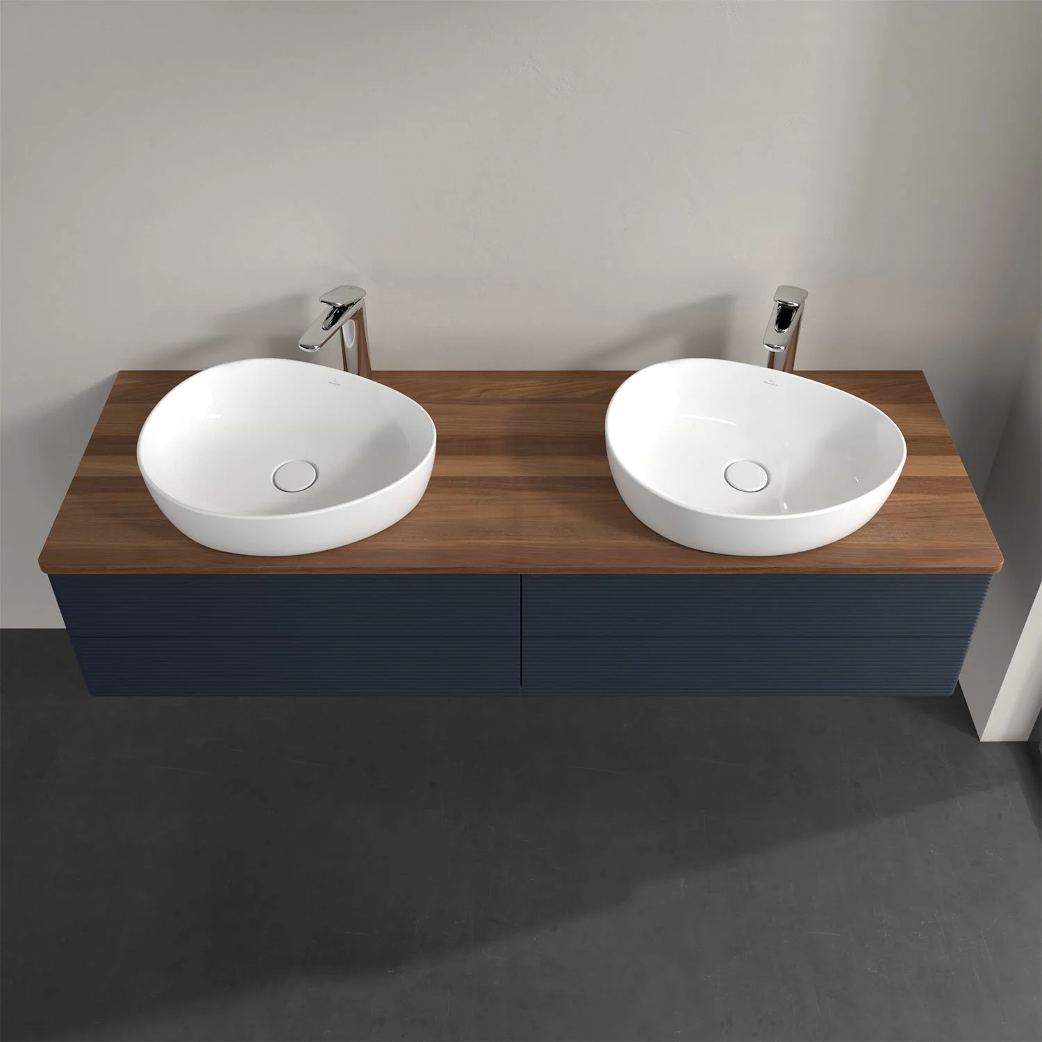 Podwójna umywalka na drewnianym blacie w łazience, Villeroy & Boch