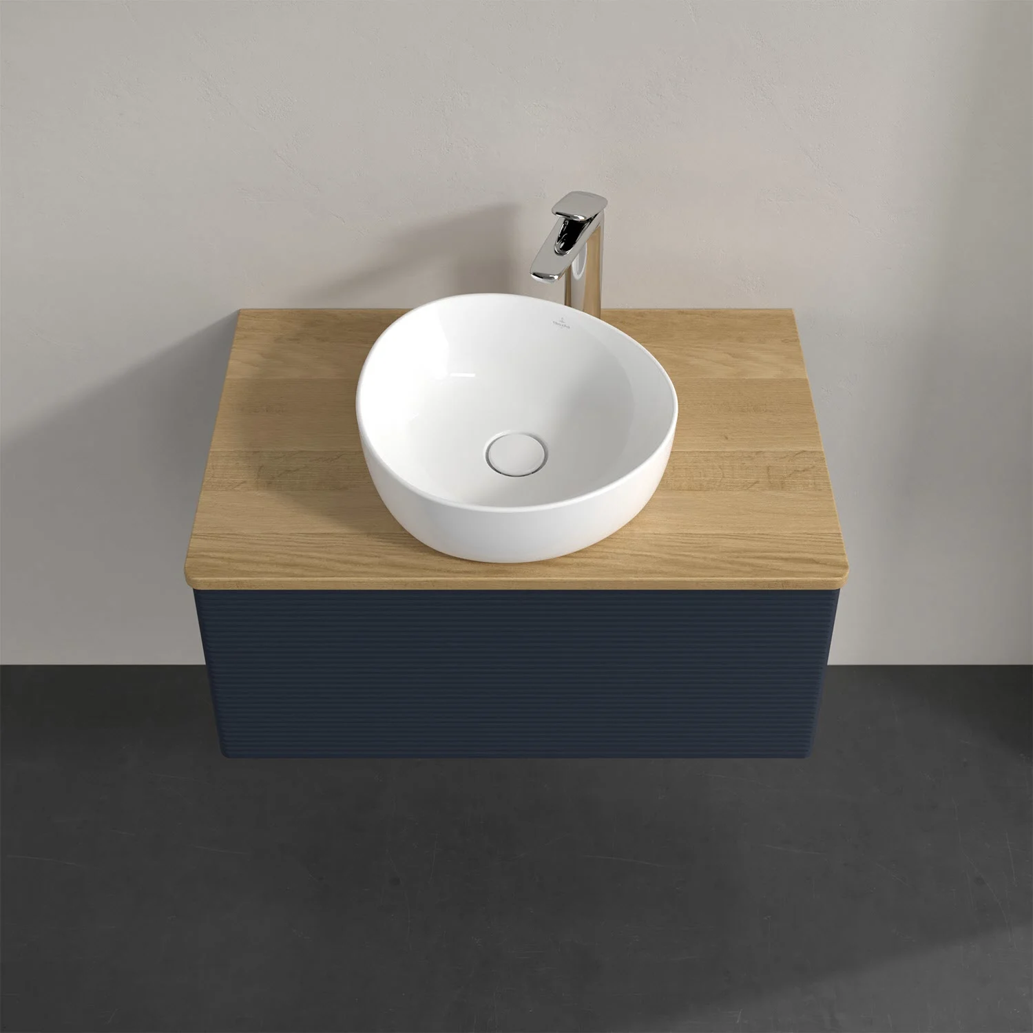 Umywalka na drewnianym blacie, widok z przodu, Villeroy & Boch