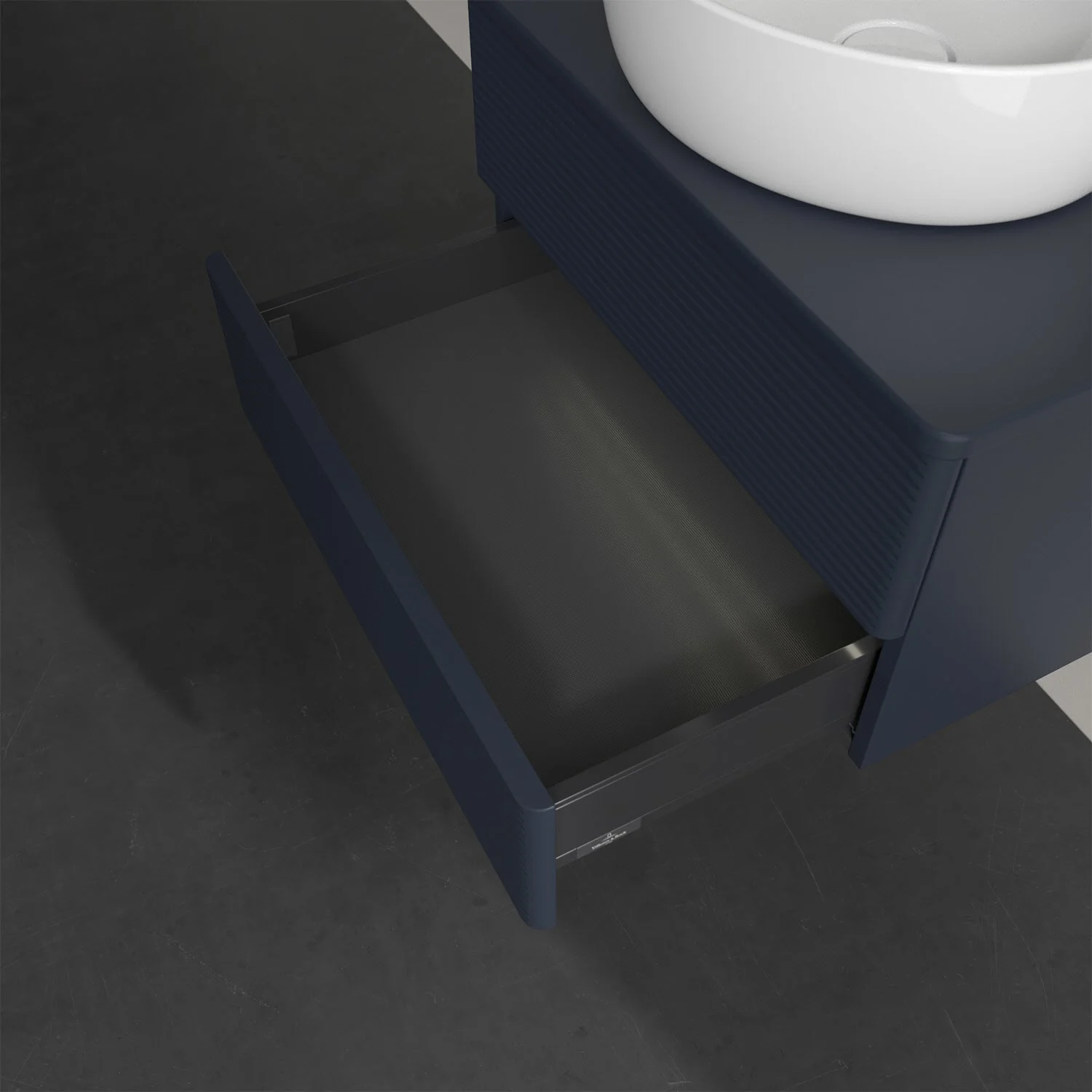 Otwarta szuflada pod umywalką w zbliżeniu, Villeroy & Boch