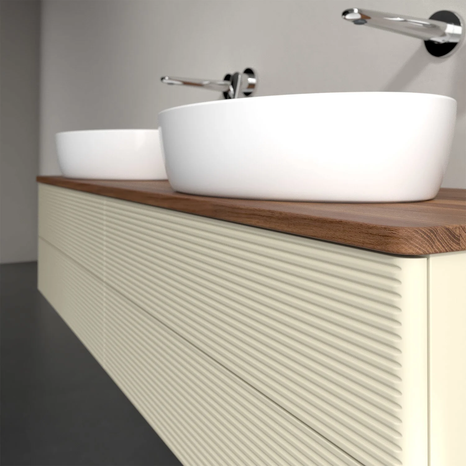 Umywalka z drewnianą powierzchnią i białymi umywalkami, Villeroy & Boch