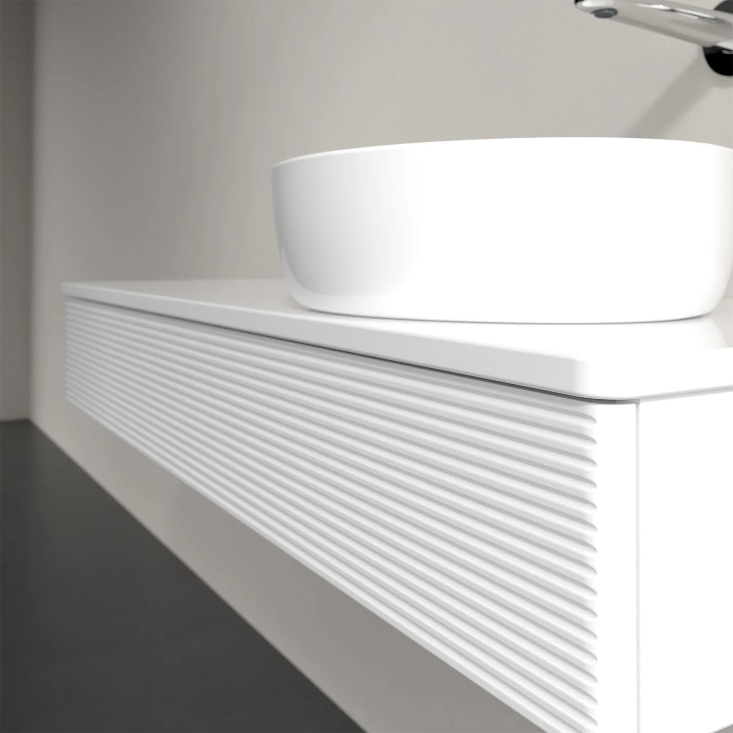 Białe meble łazienkowe z białą umywalką z bliska, Villeroy & Boch