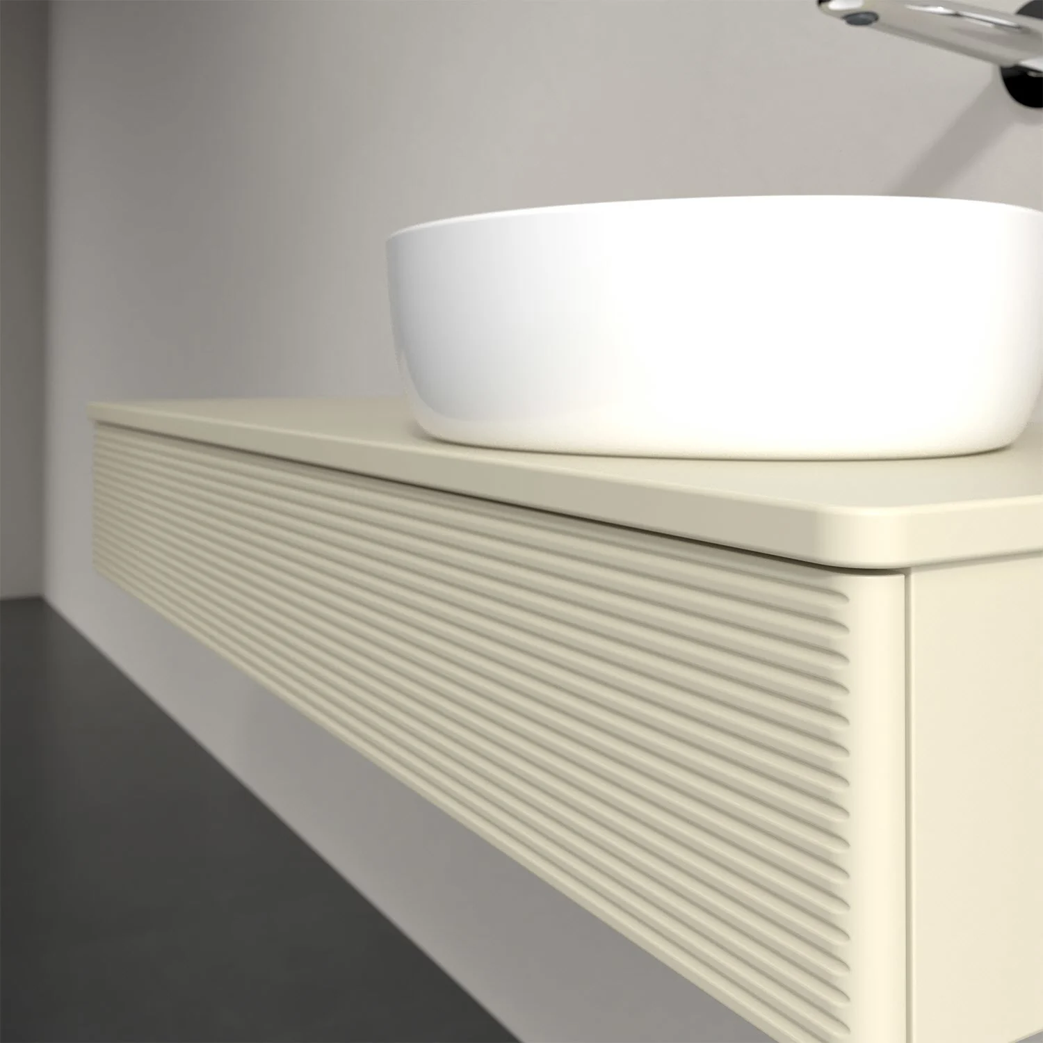 Jasne meble łazienkowe z białą umywalką z bliska, Villeroy & Boch