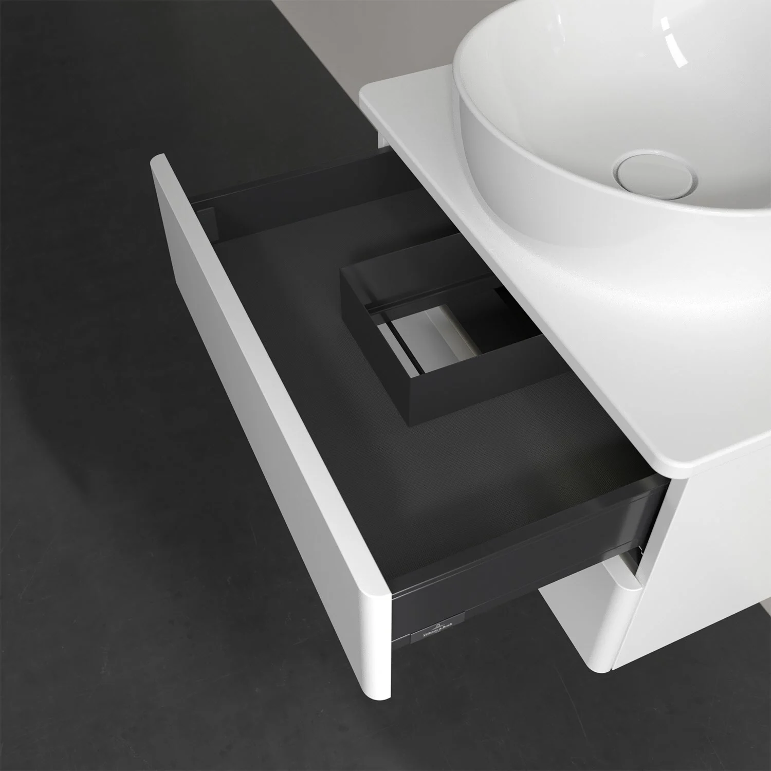 Biała umywalka z otwartą szufladą z góry, Villeroy & Boch