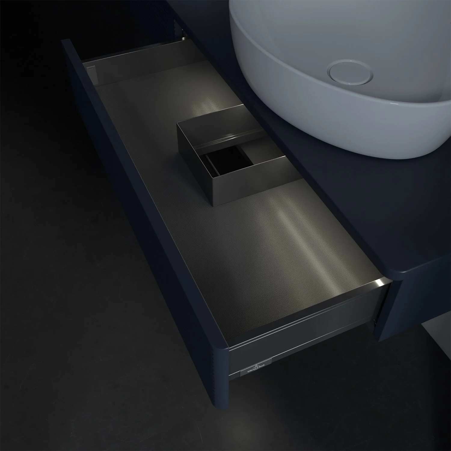 Zbliżenie otwartej szuflady w łazience, Villeroy & Boch