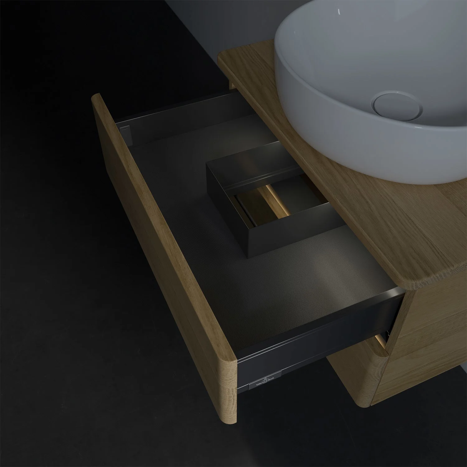Zbliżenie otwartej szuflady w łazience, Villeroy & Boch
