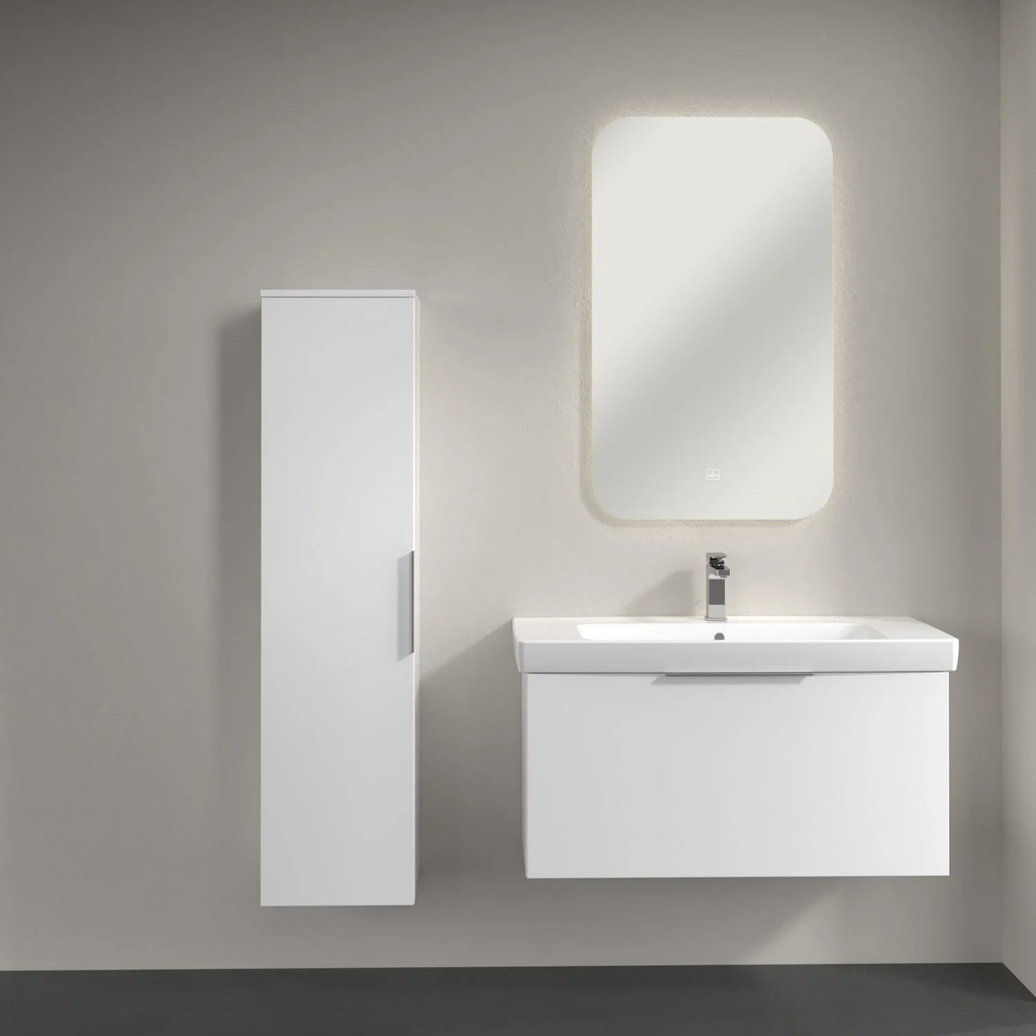 Białe meble łazienkowe z lustrem, Villeroy & Boch