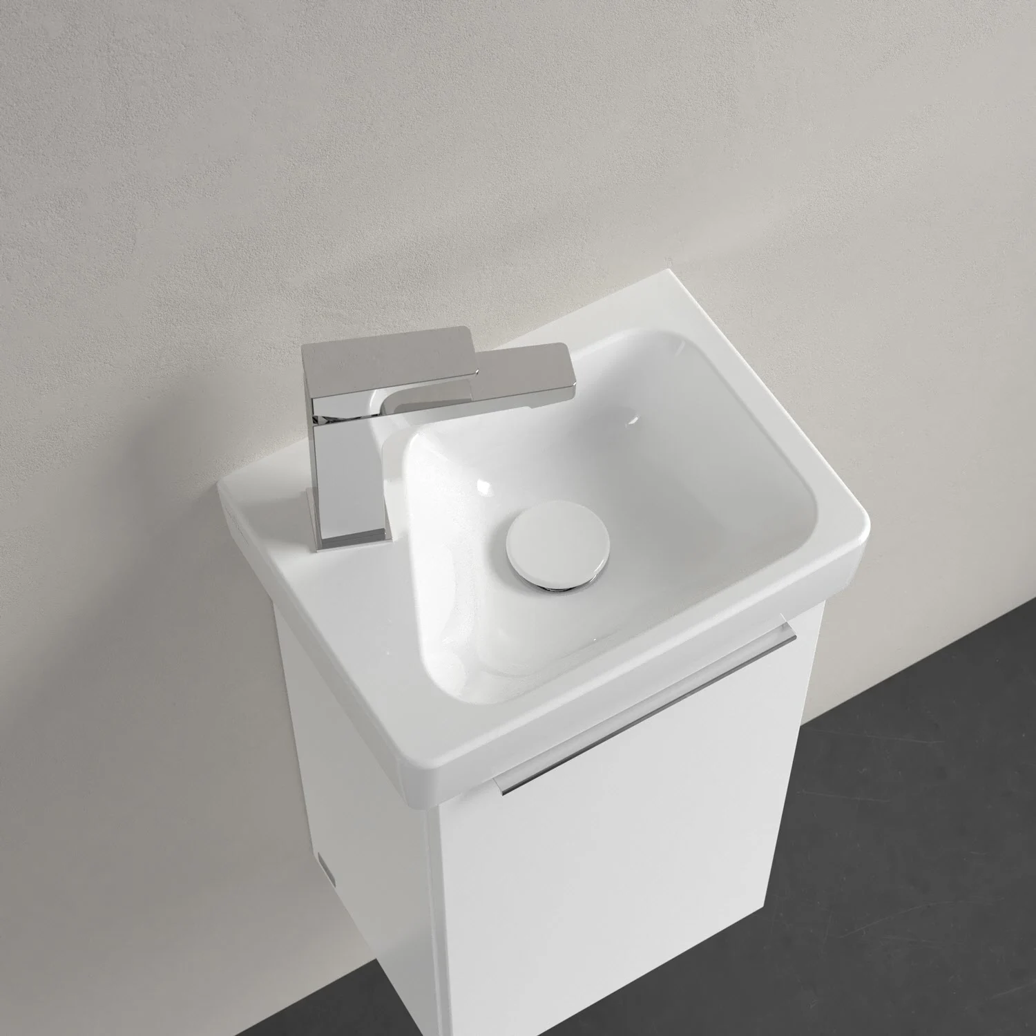 Mała umywalka z baterią z góry, Villeroy & Boch