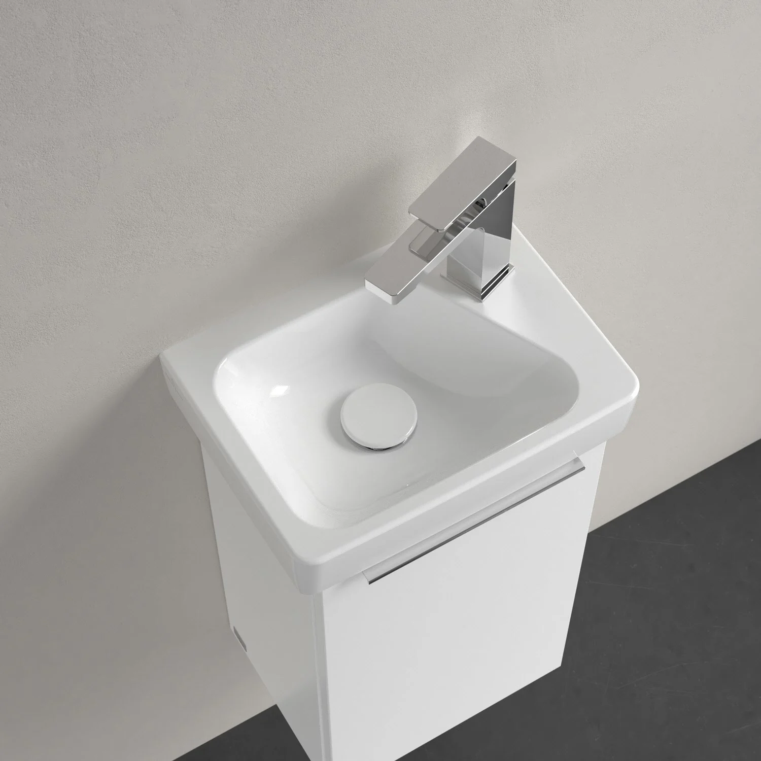 Biała umywalka z baterią z widokiem z góry, Villeroy & Boch