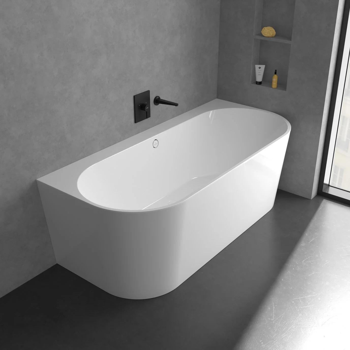 Biała wanna z czarną armaturą ścienną w łazience, Villeroy & Boch